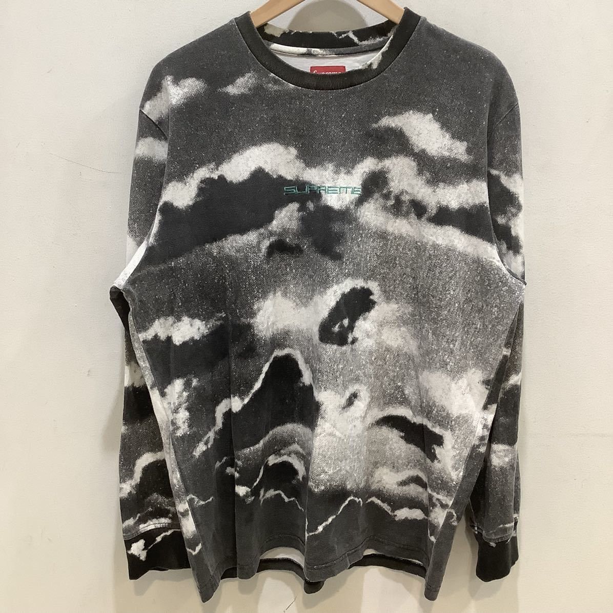 Supreme ‘19SS cloud long sleeve