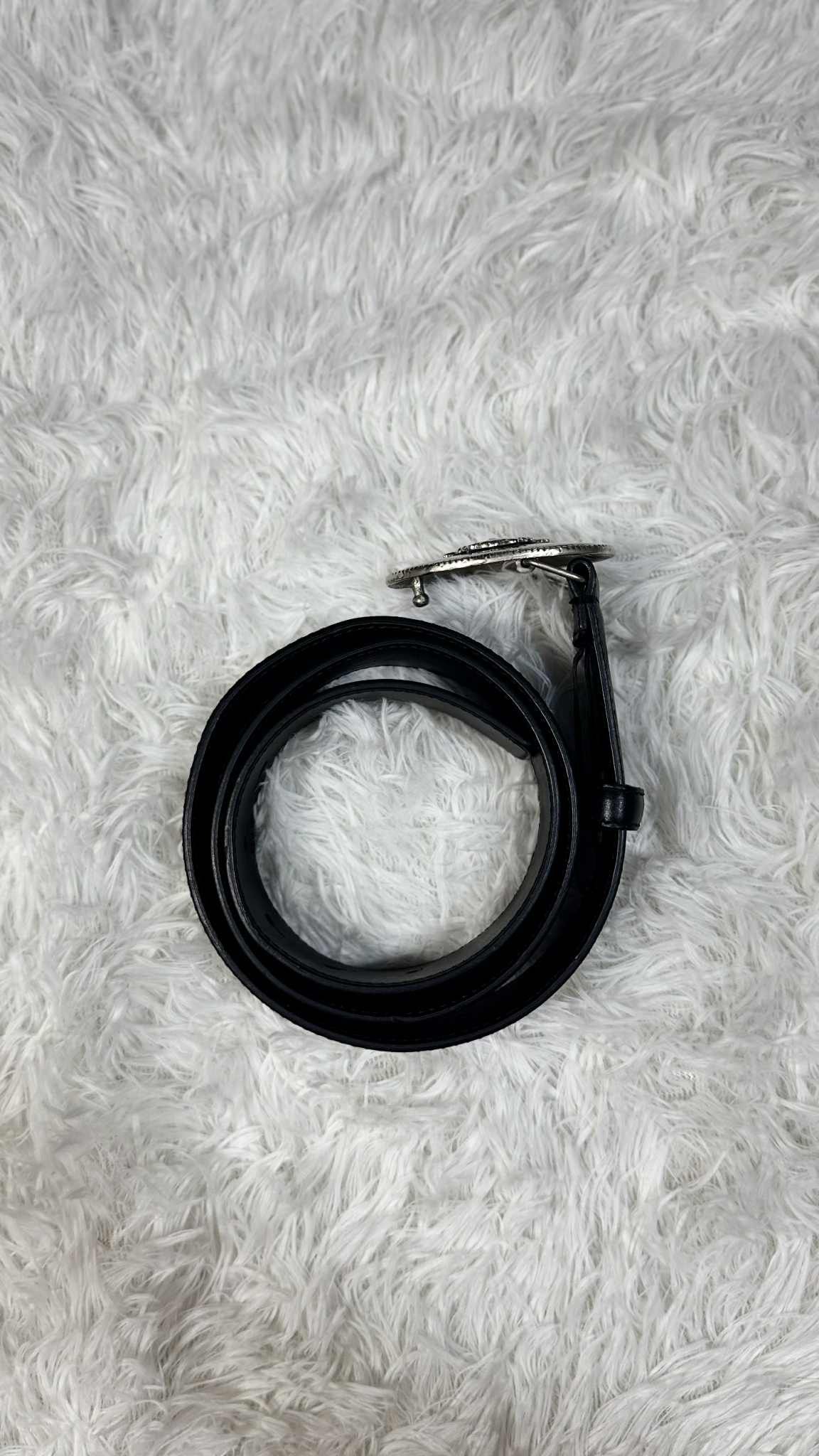 Versace Gianni Versace Vintage Black Leather Medusa Leather Belt Size 32 - 4 Thumbnail
