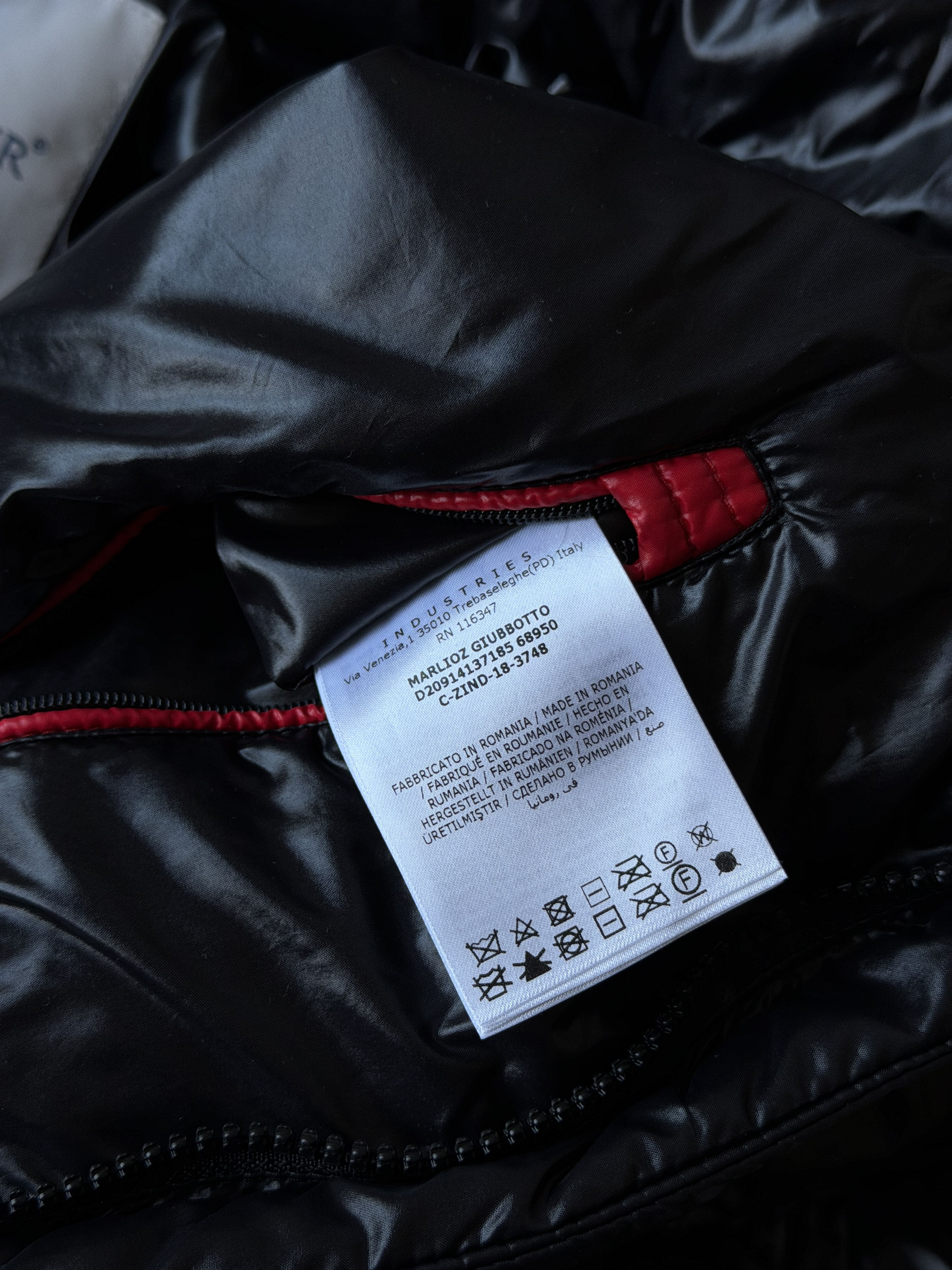 Moncler Moncler Marlioz size 1 Size US S / EU 44-46 / 1 - 8 Thumbnail