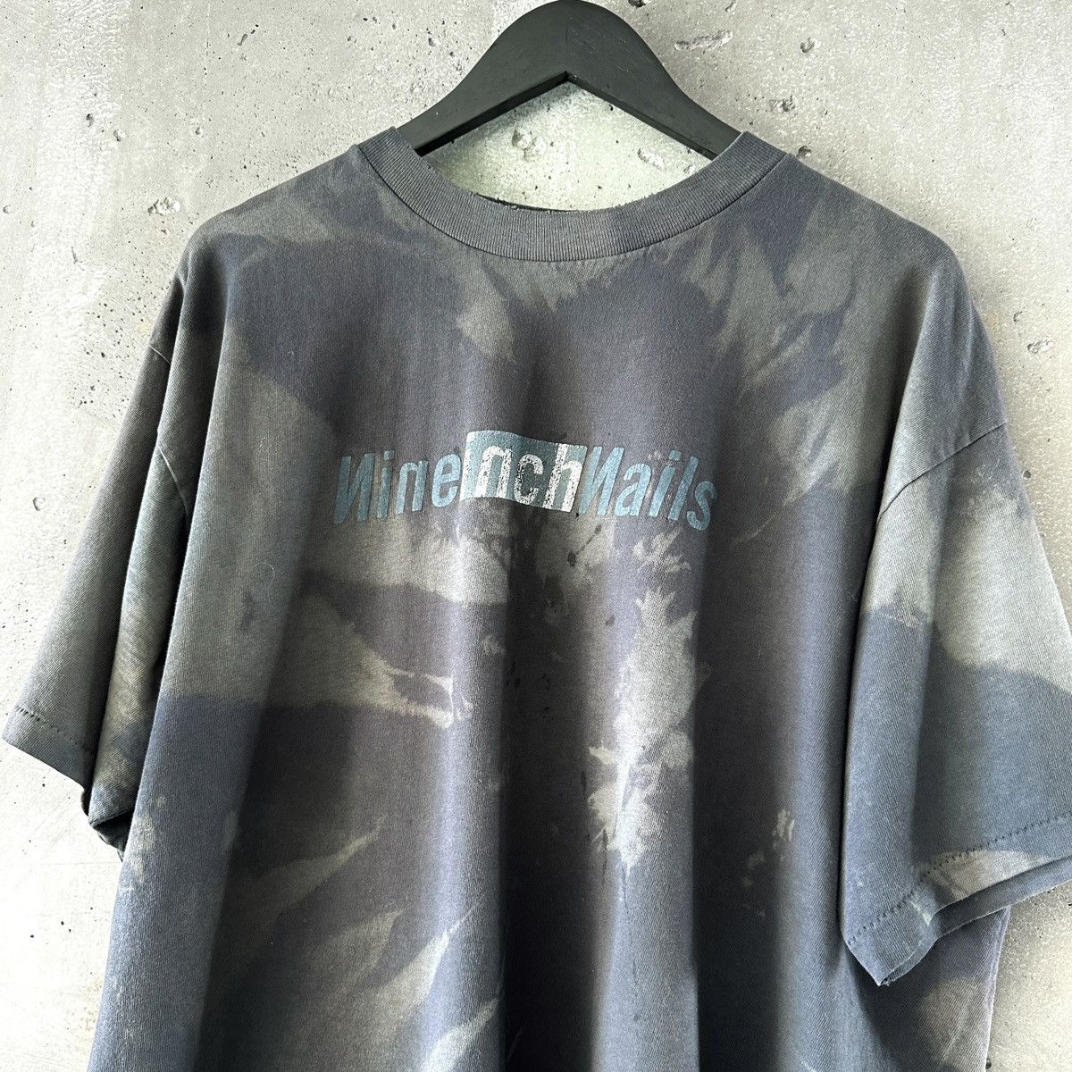 Band Tees 90’s Nine Inch Nails Tie-Dye T-Shirt Size US XL / EU 56 / 4 - 1 Thumbnail
