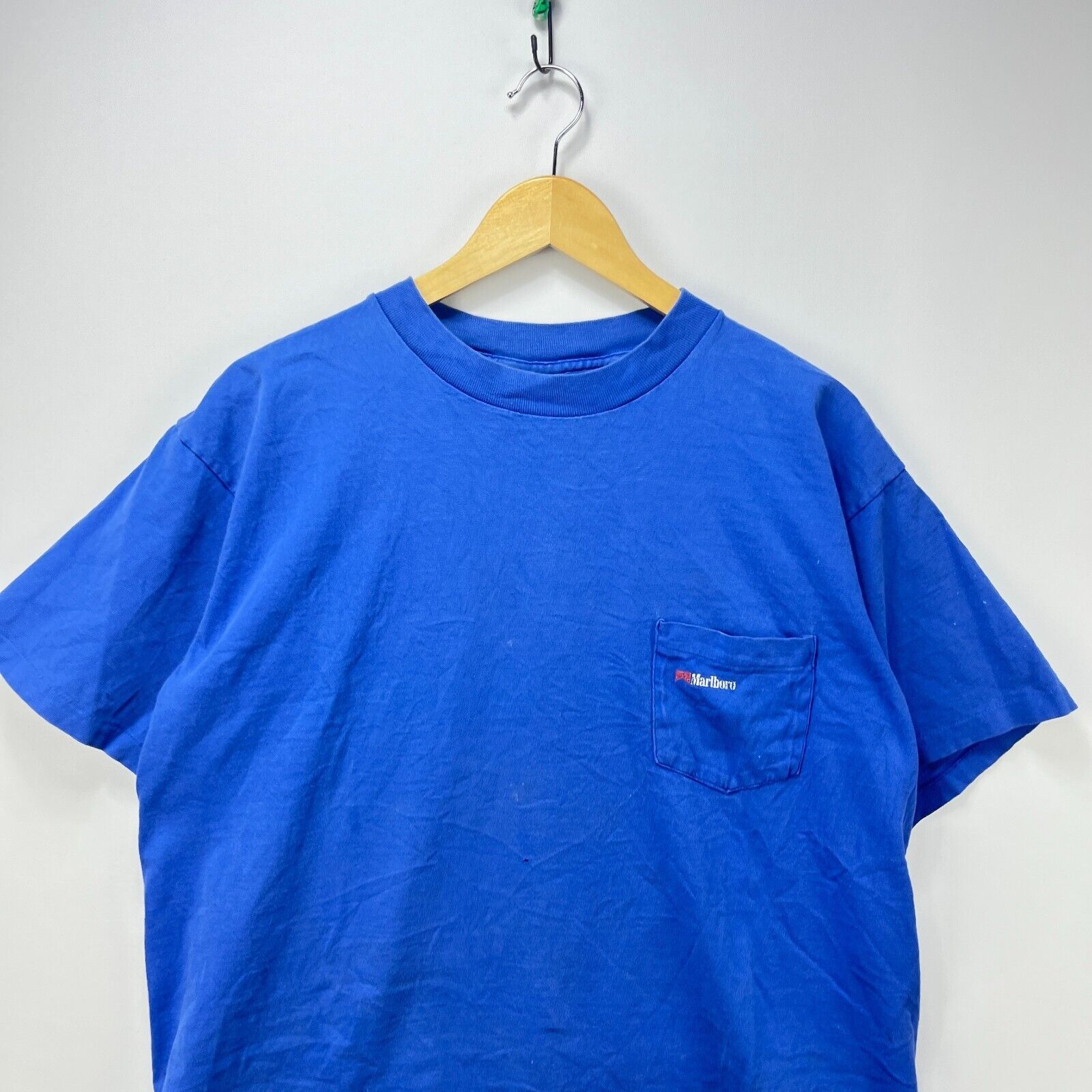 Marlboro × Vintage Vintage 90s Marlboro Neon Cactus Wild West Pocket T-Shirt XL Size US XL / EU 56 / 4 - 4 Thumbnail