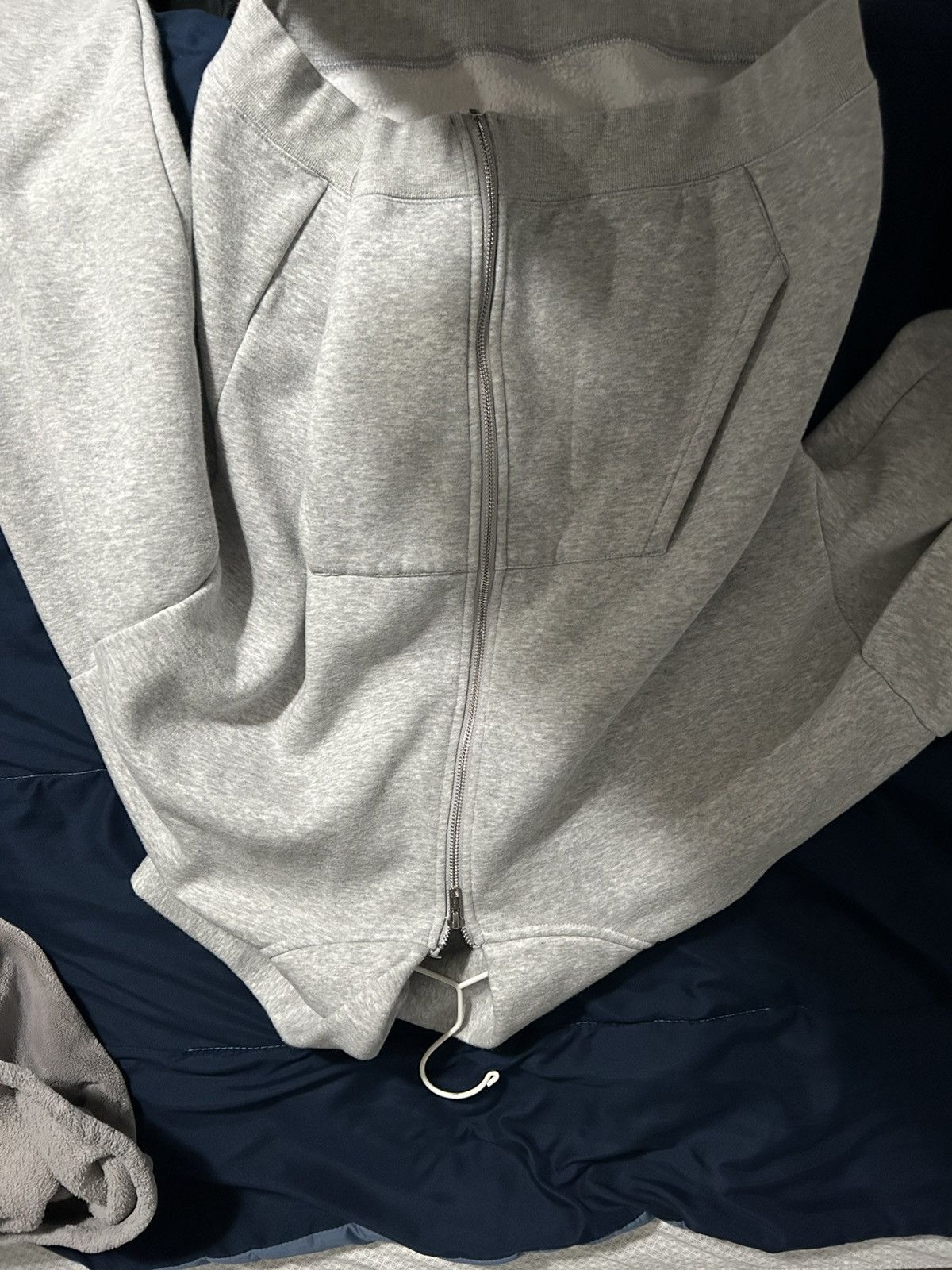 Other Grey zip up hoodie Size US M / EU 48-50 / 2 - 6 Thumbnail