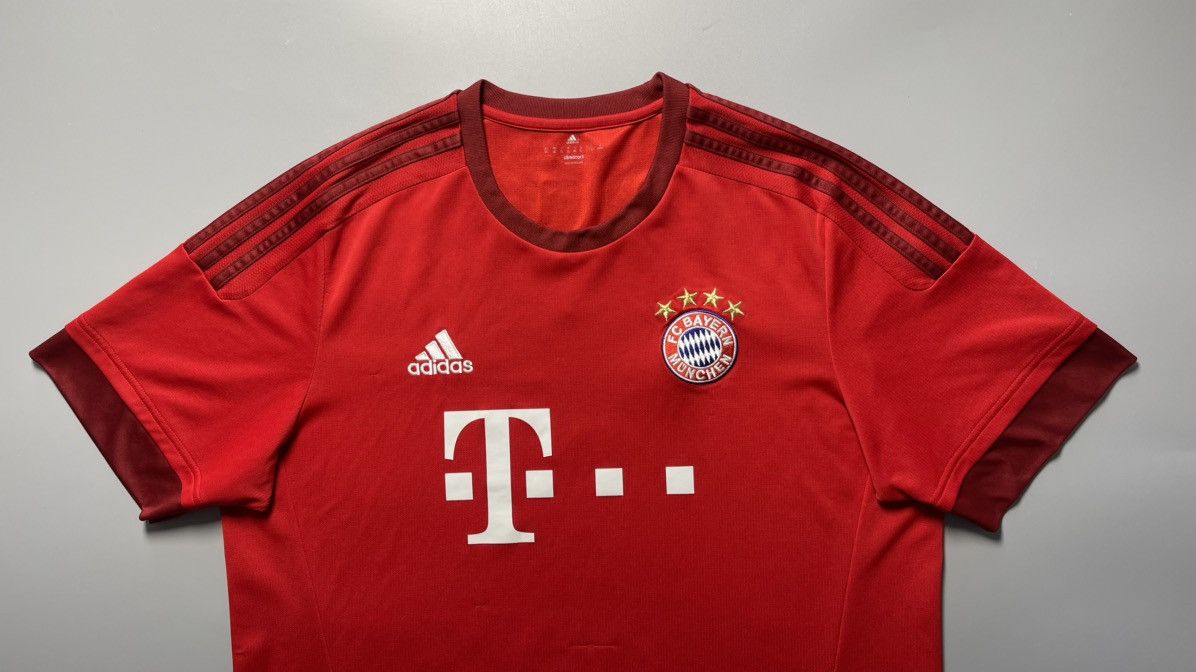 Adidas × Vintage BAYERN ADIDAS 2015/2016 FOOTBALL HOME JERSEY #9 LEWANDOWSKI Size US XL / EU 56 / 4 - 3 Thumbnail