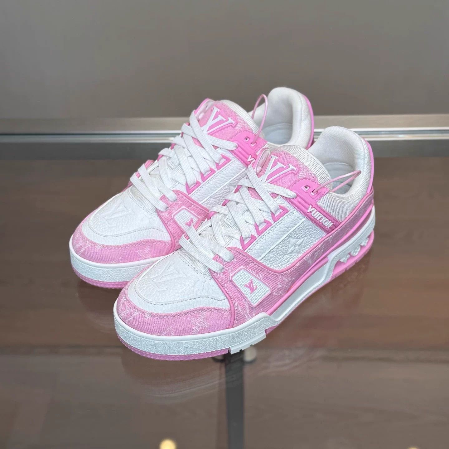 Louis Vuitton LV Trainer 25 White Pink Denim Sneakers EUR 36.5 99 Size US 5.5 / IT 35.5 - 1 Thumbnail