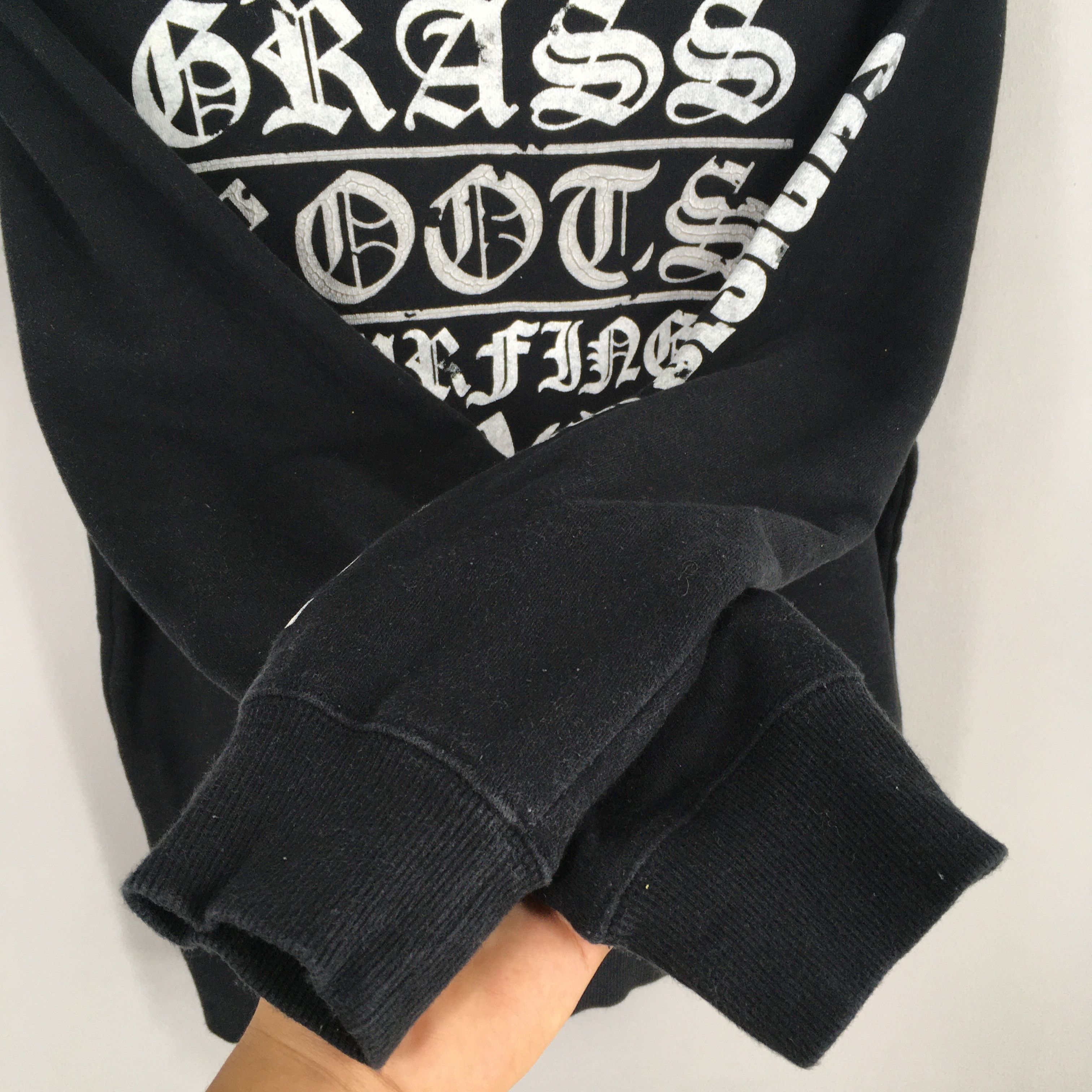 Vintage Vintage 90s T&C Surf Designs Hawaii Sweatshirt Medium Size US M / EU 48-50 / 2 - 5 Thumbnail