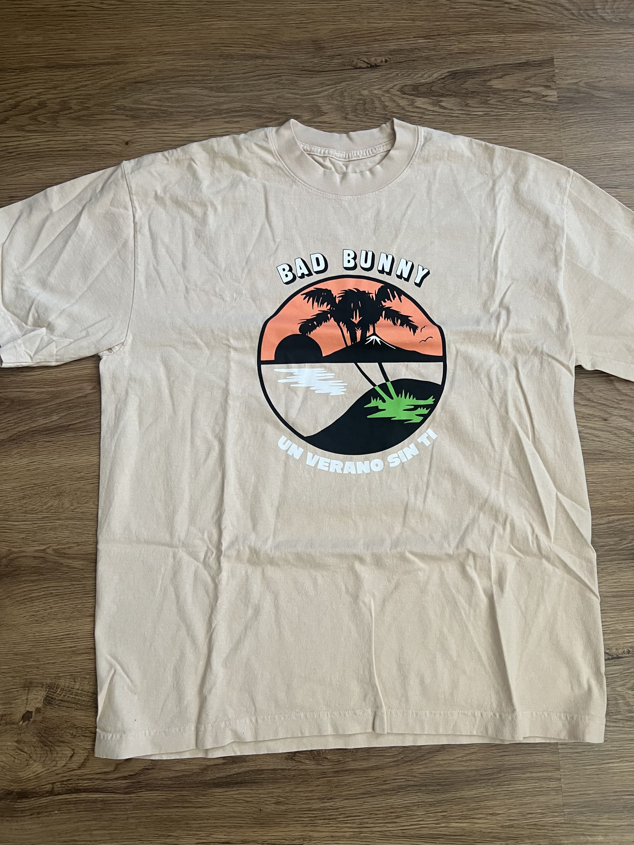 Bad Bunny Un Verano Sin To Tour Merch Size Large Palm Tree