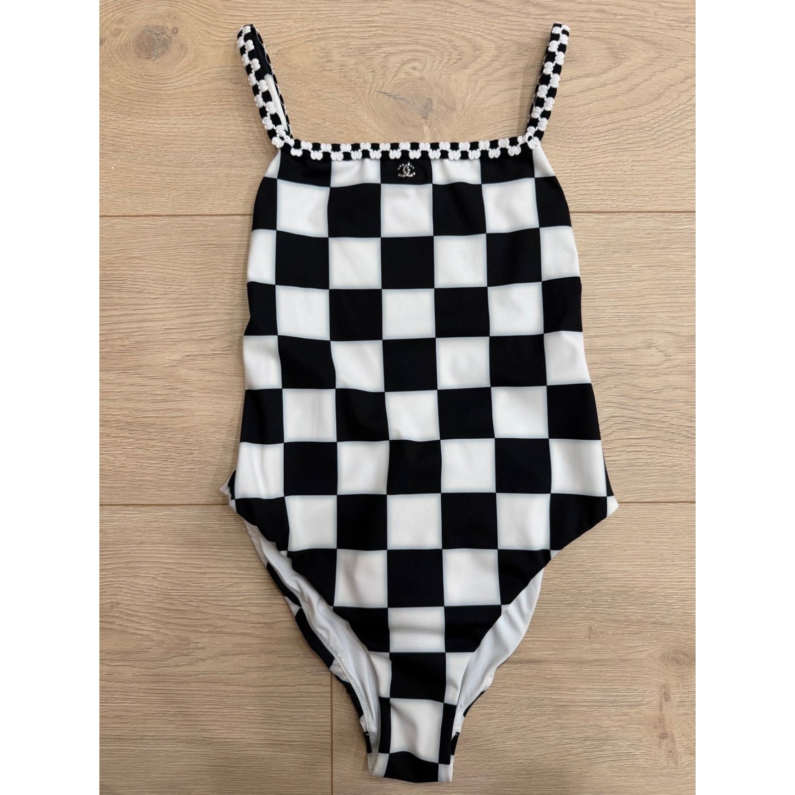 Chanel Chanel 23C Black White Checker Crystal CC Logo One Piece 36 Size XS / US 0-2 / IT 36-38 - 2 Thumbnail