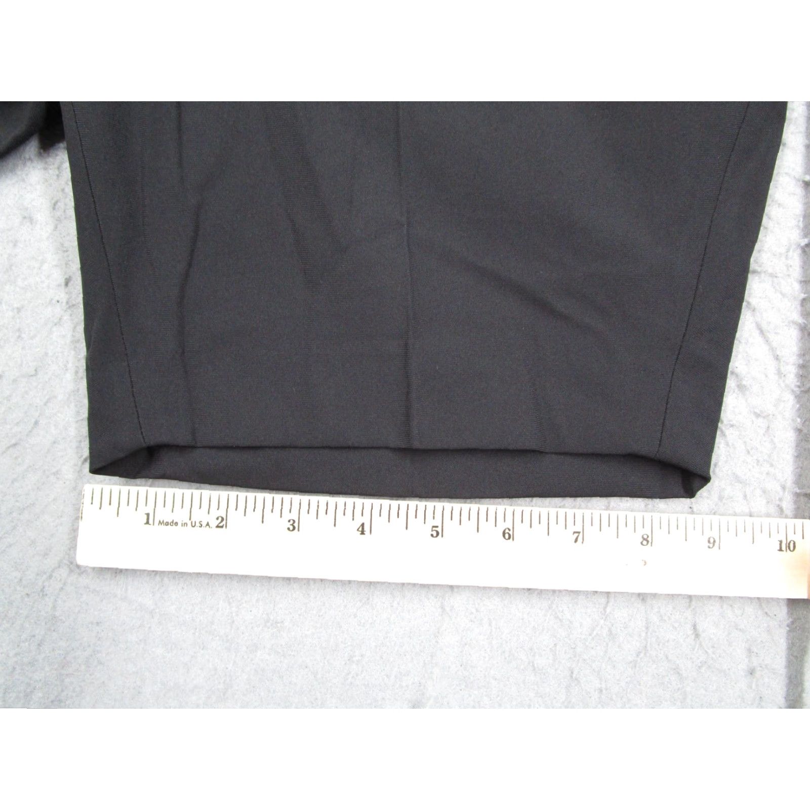 Vintage Sene Shorts Mens 34 Black Performance Golf Casual Polyester Solid Flat Front Pockets 7 In Inseam Mens Size US 34 / EU 50 - 4 Thumbnail