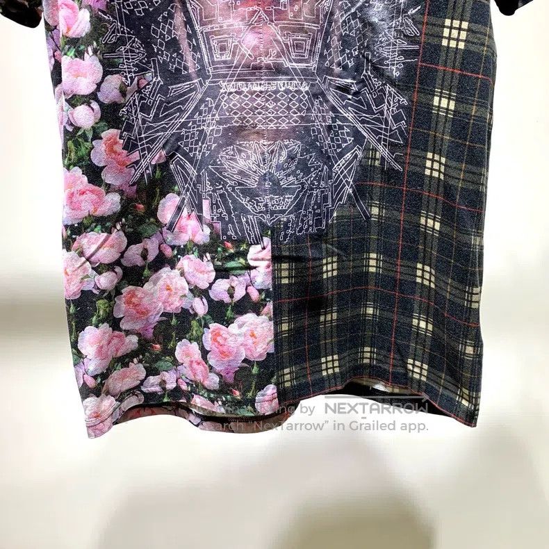 Givenchy Givenchy Floral checkered pattern short-sleeve T-shirt Size US S / EU 44-46 / 1 - 4 Thumbnail