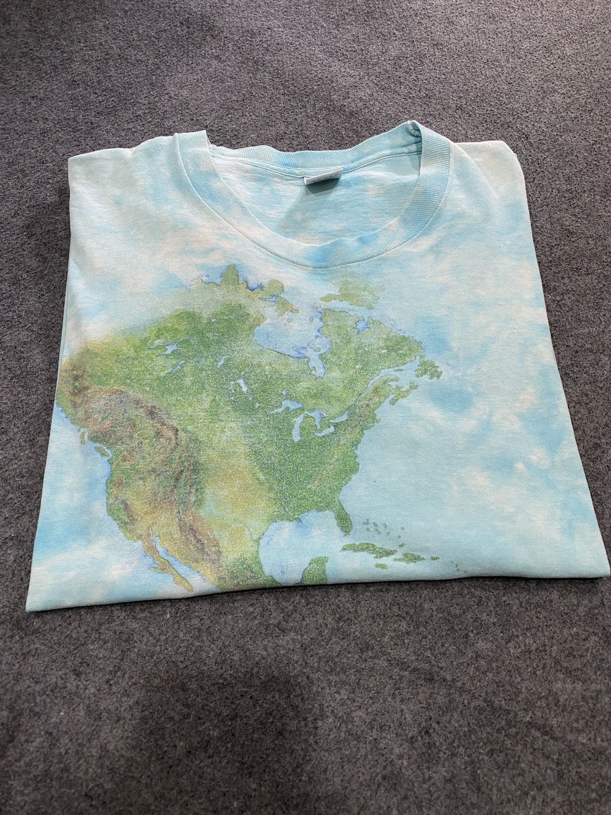 Other Earth World Map T-shirt vintage 90s Size US XL / EU 56 / 4 - 1 Thumbnail