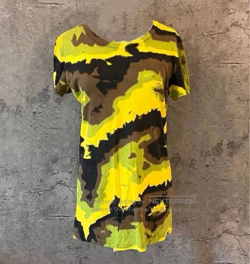 Le Grande Bleu (L.G.B.) Le Grand Bleu Jamaican Amazonica T-shirt. Size US S / EU 44-46 / 1 - 6 Thumbnail