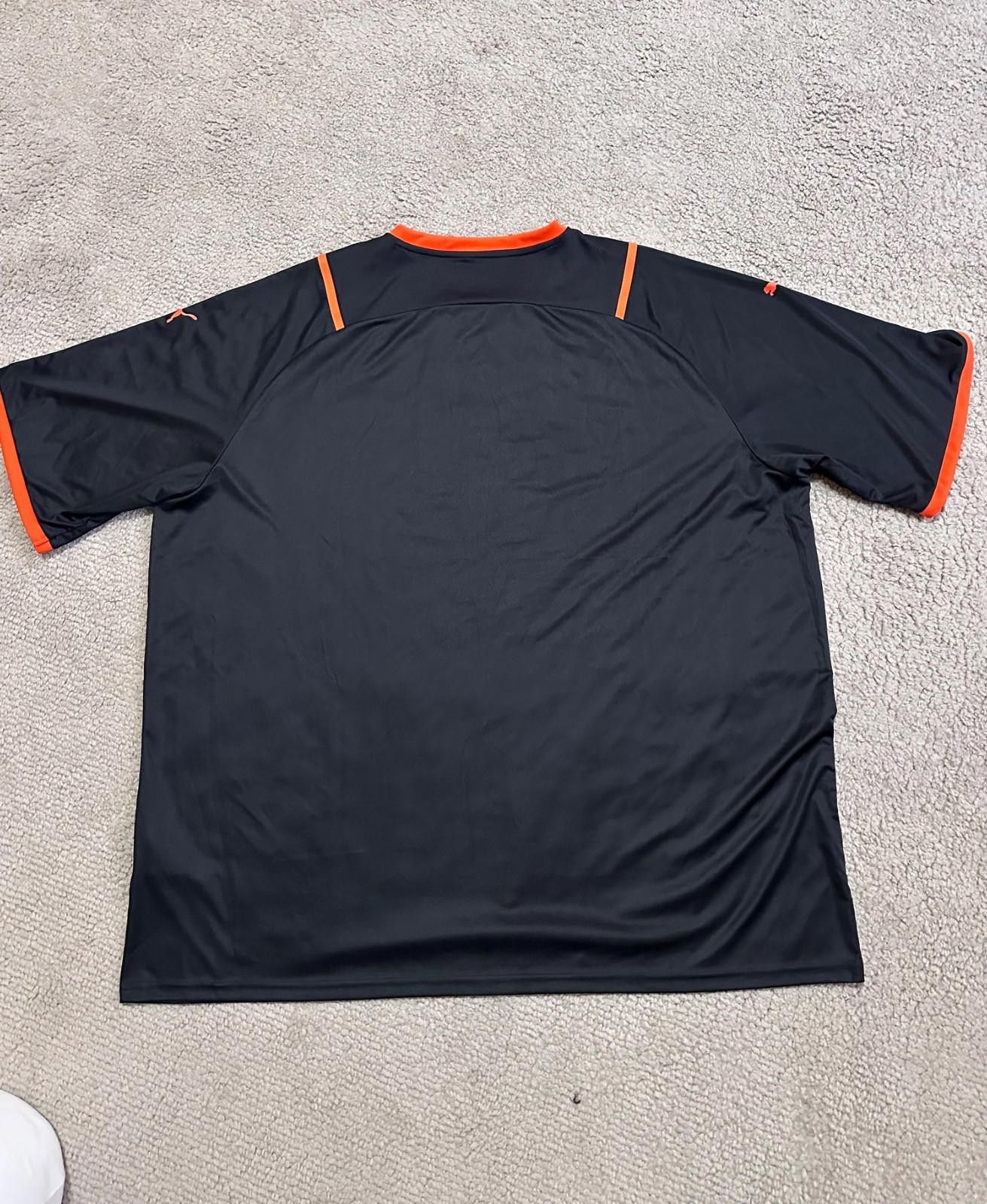 Puma BLACKPOOL ENGLAND 2021/22 THIRD SHIRT FOOTBALL JERSEY PUMA Size US XXL / EU 58 / 5 - 6 Thumbnail
