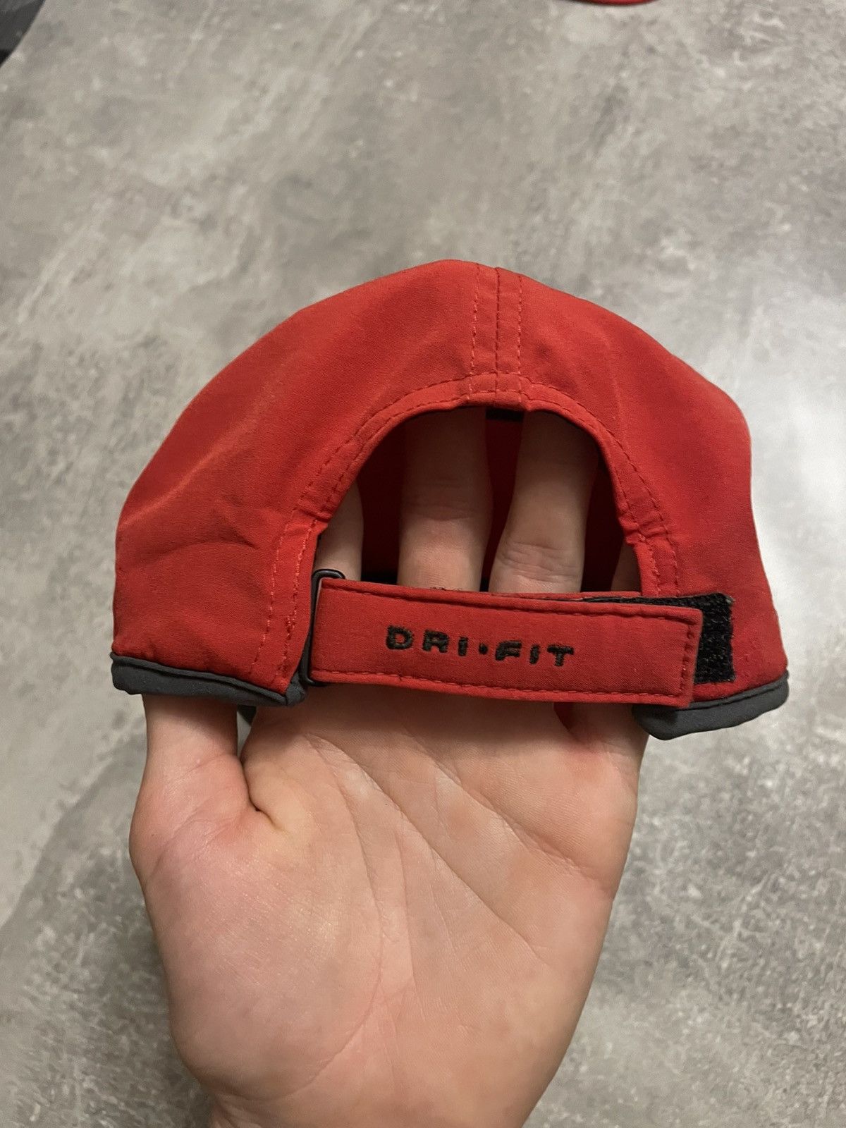 Nike Vintage Nike Dri-Fit Red Cap Size ONE SIZE - 5 Thumbnail