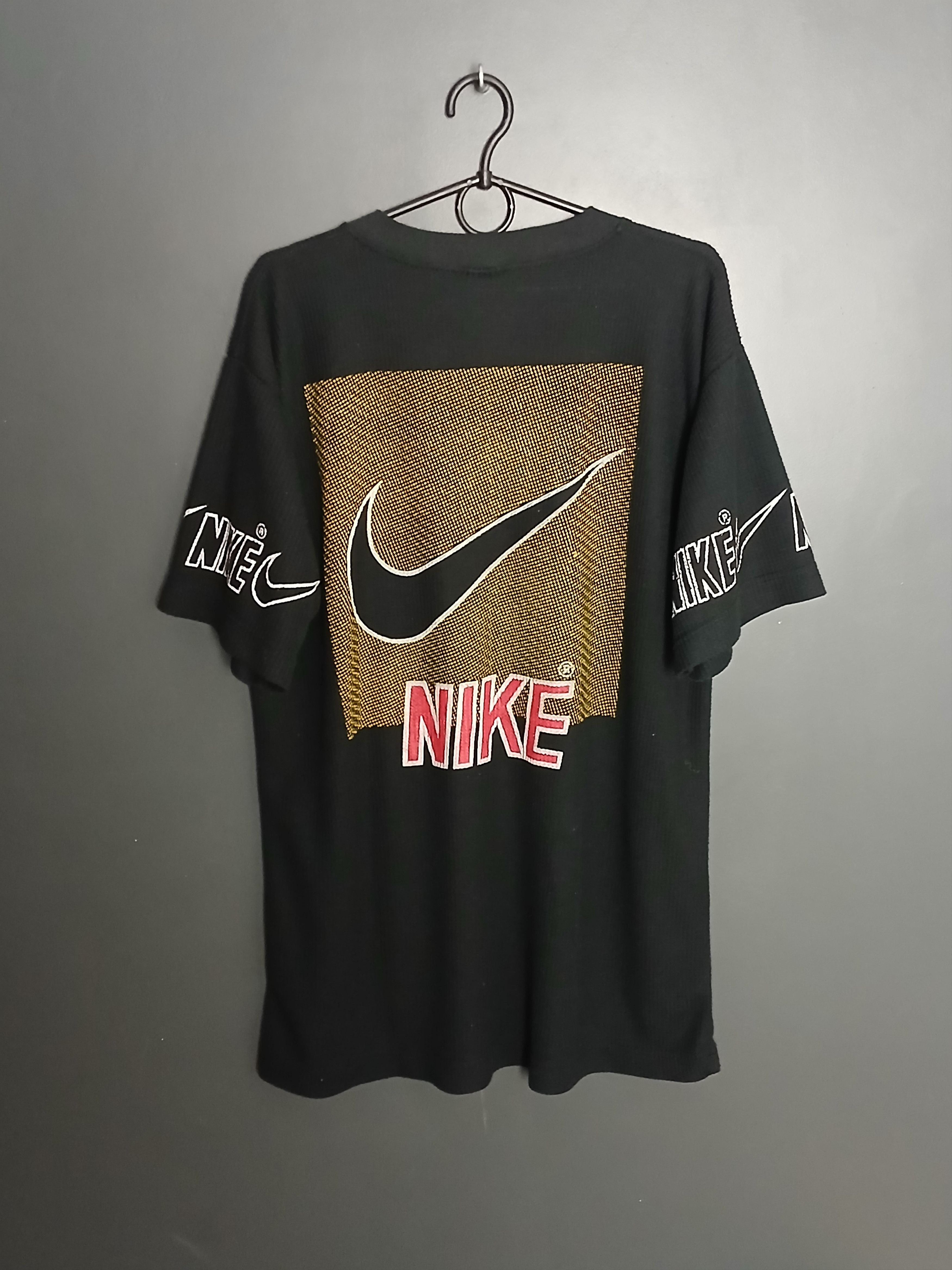 Nike × Vintage Vintage Nike T-Shirt Size US L / EU 52-54 / 3 - 1 Thumbnail