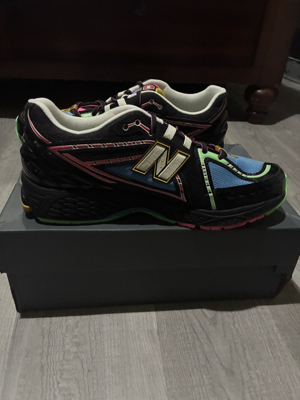 New Balance New Balance 1906R black trainers. Size US 10 Size US 10 / EU 43 - 2 Thumbnail