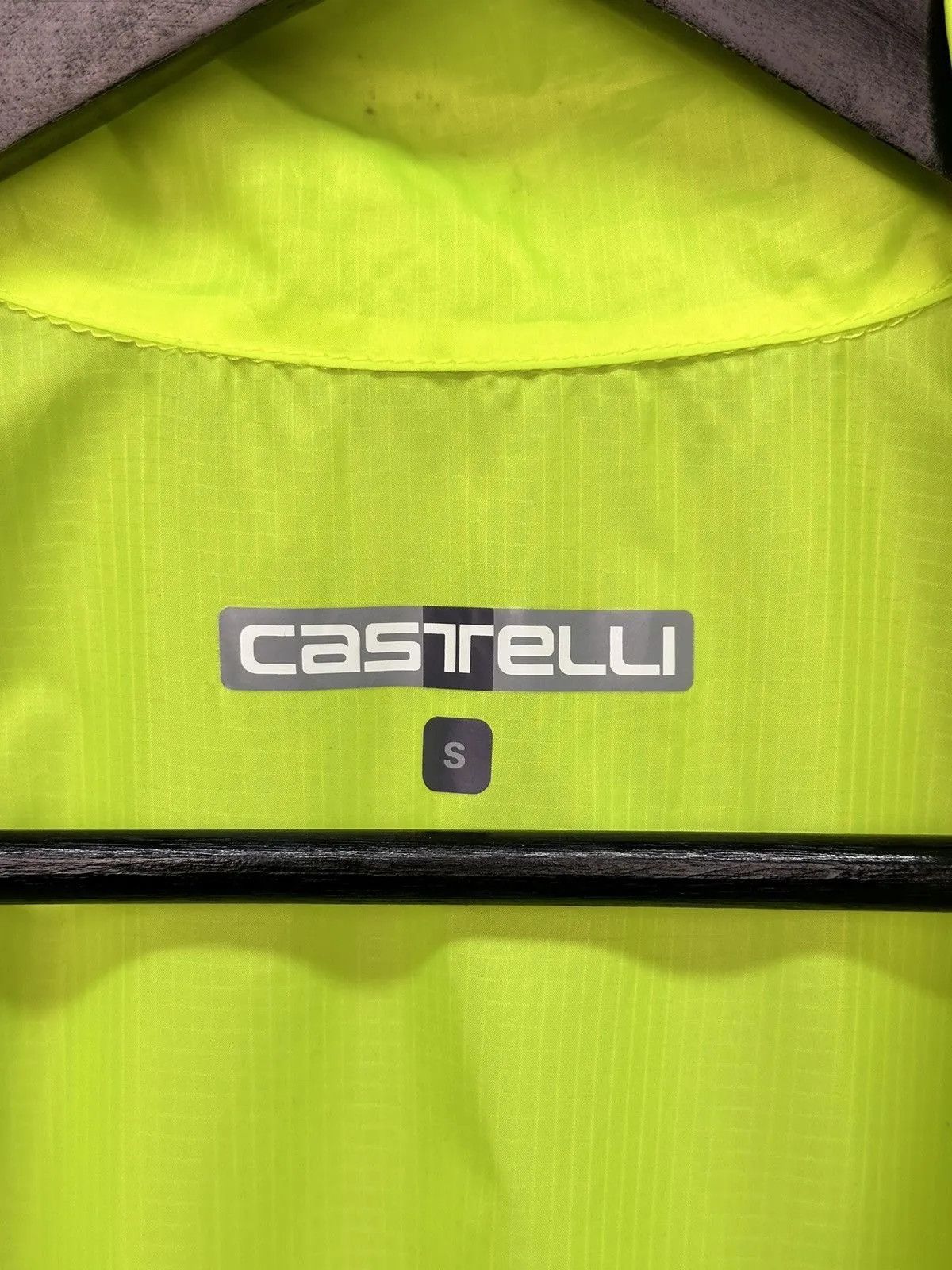 Rapha Castelli Neon Green Cycling Tech Jacket Windbreaker Roadwear Size US S / EU 44-46 / 1 - 7 Thumbnail