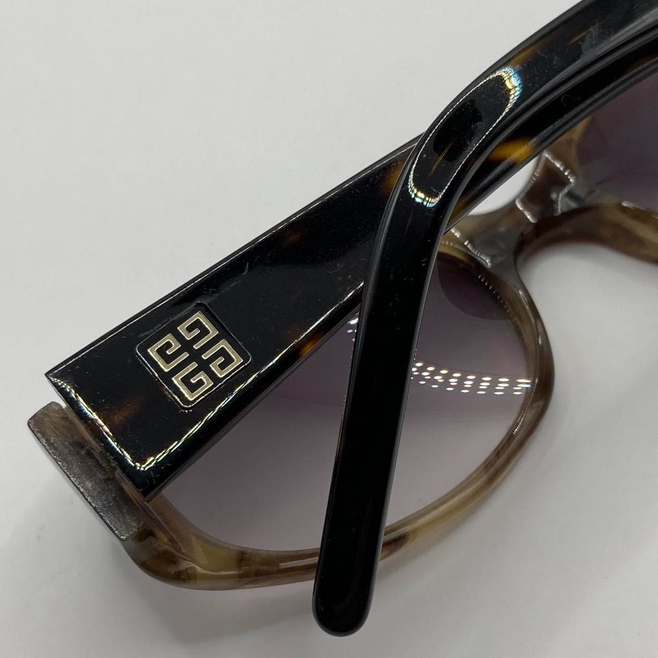 Givenchy GIVENCHY 🇫🇷🕶️ SGV 524 COL.92I, NO CASE Size ONE SIZE - 5 Thumbnail