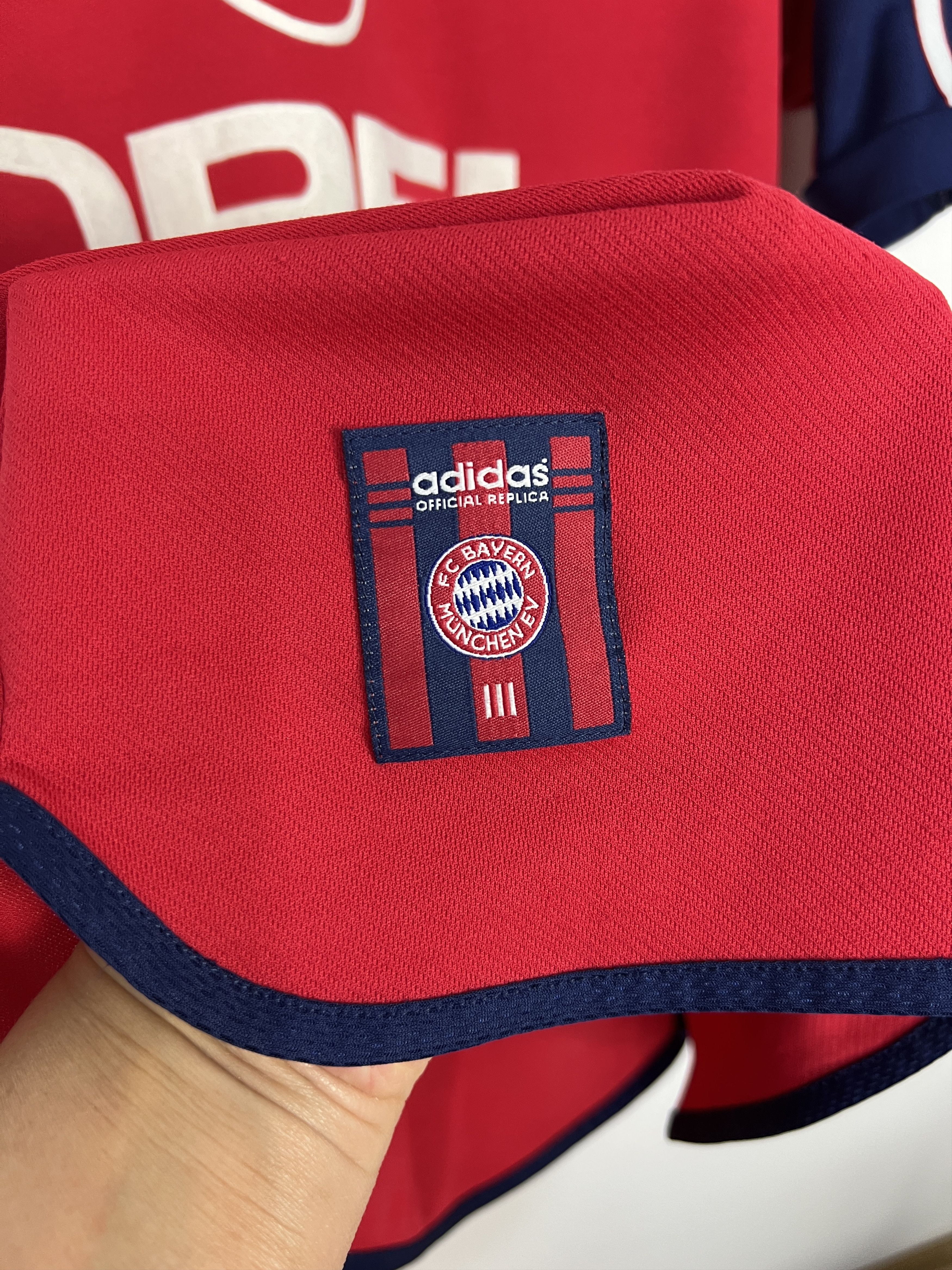 Adidas Bayern Munich Home football shirt 1999 #24 Santa Cruz Adidas Size US S / EU 44-46 / 1 - 8 Thumbnail