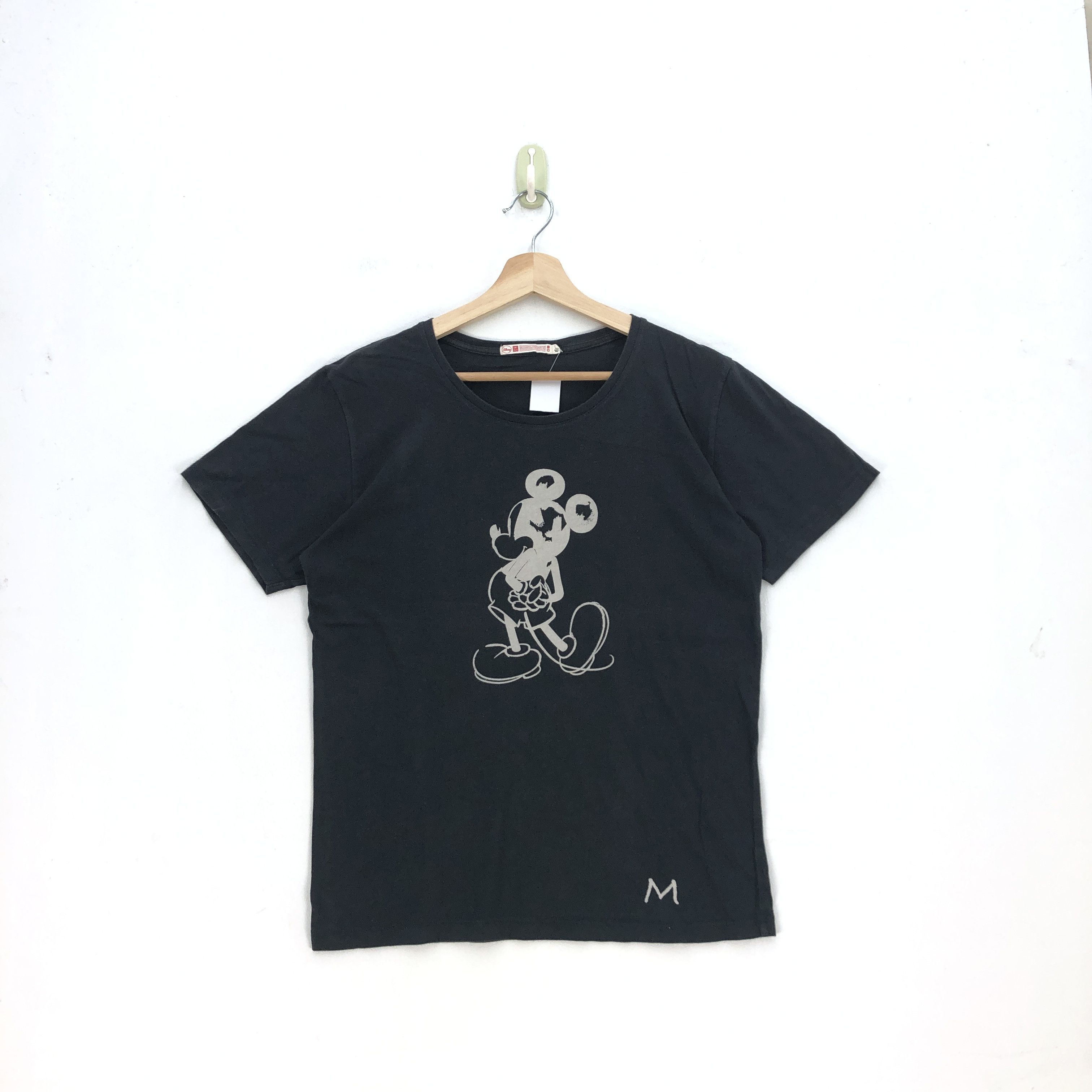 Japanese Brand Vintage Mickey Mouse T Shirt Movie Cartoon Crewneck Tees Size US M / EU 48-50 / 2 - 1 Thumbnail
