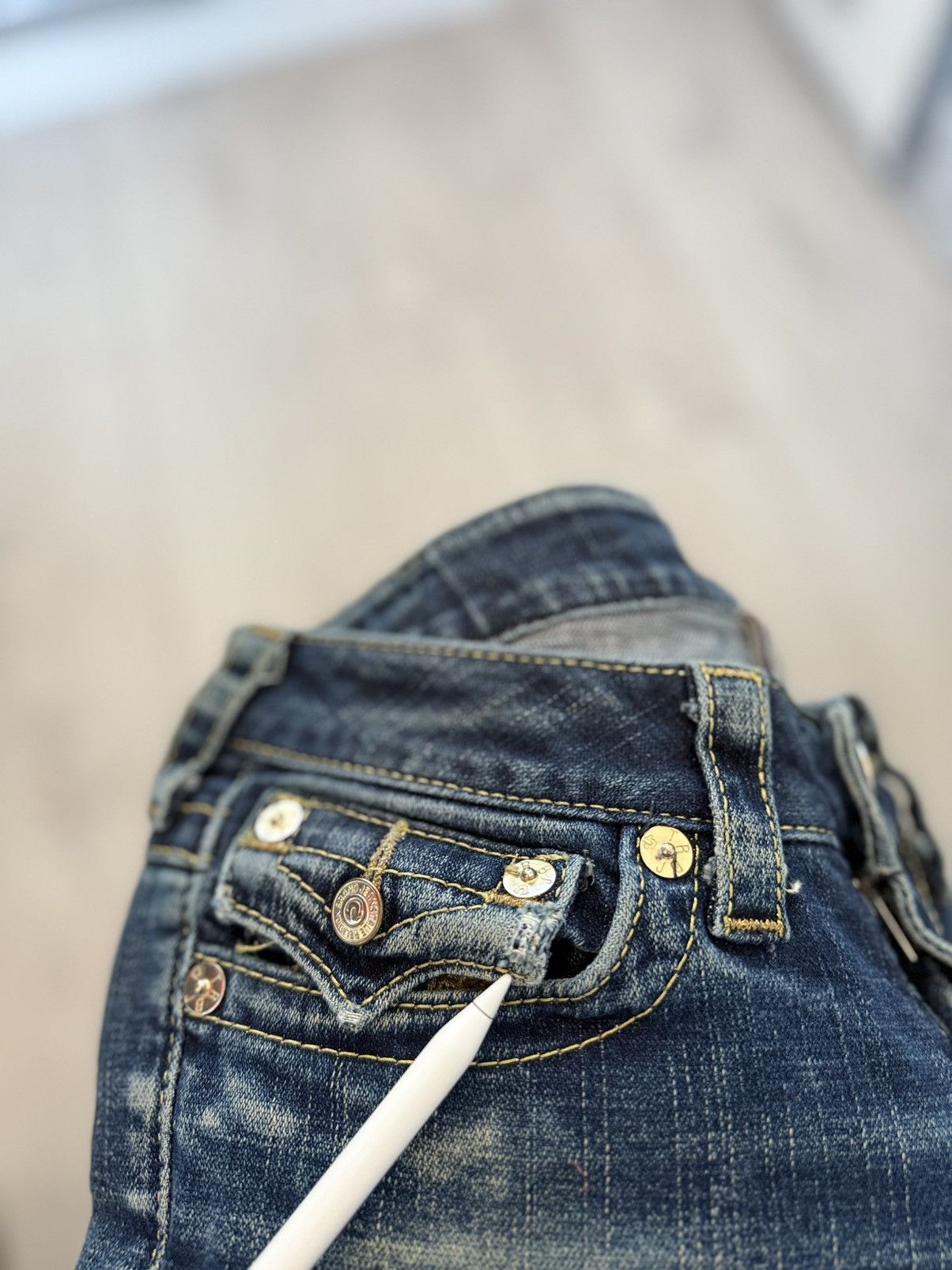True Religion True Religion Rainbow Joey Washed Flared Bootcut Denim Jeans Size 27" / US 4 / IT 40 - 12 Thumbnail