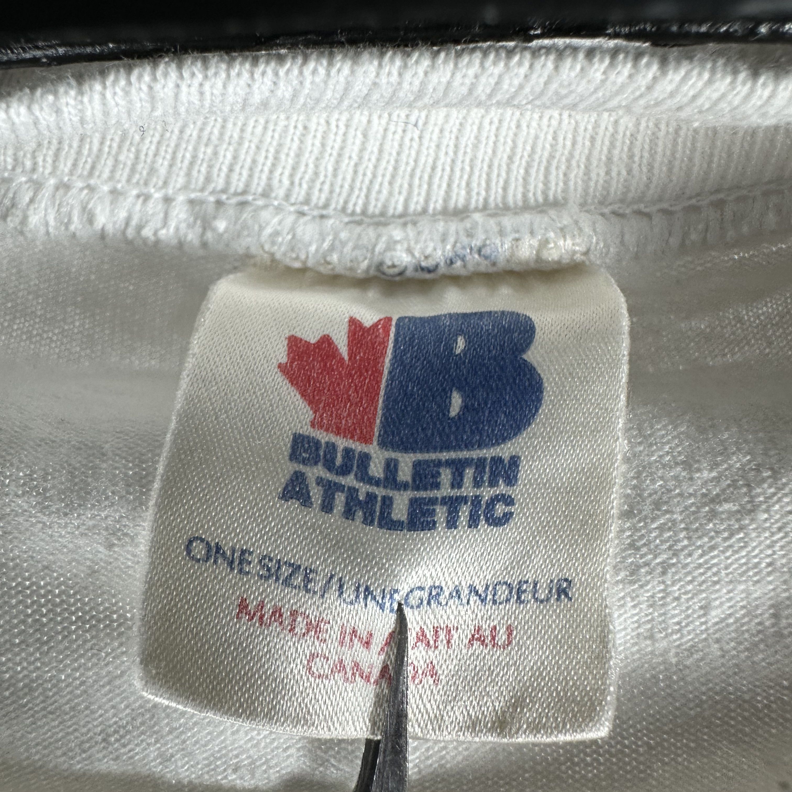 Vintage 1993 Montreal Canadiens Bulletin Athletic AOP NHL T-shirt Size US XL / EU 56 / 4 - 5 Thumbnail