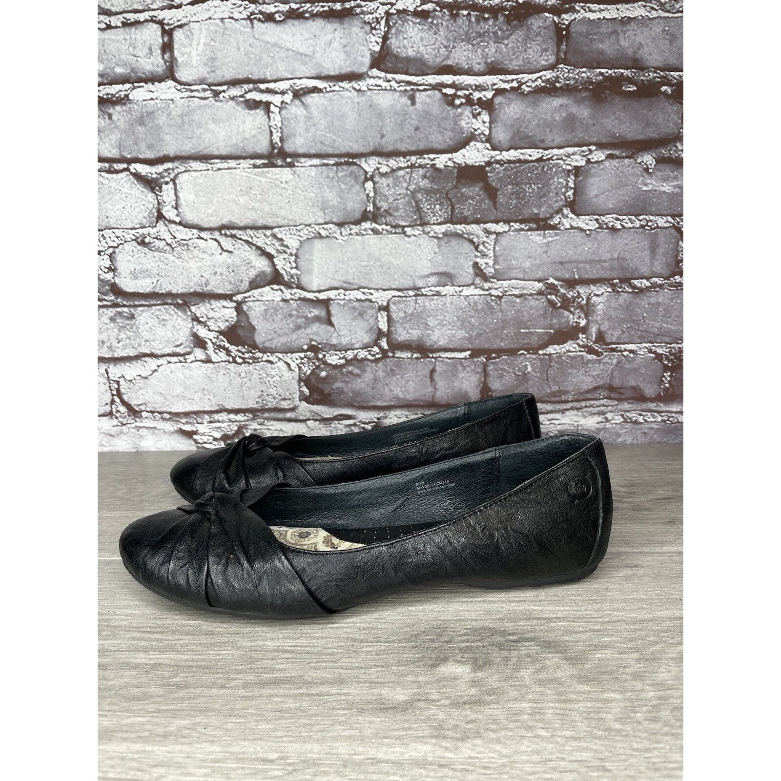 Born Born Lilly Black Leather Slip On Bow Ballet Flats Shoes Wome Size US 8 / IT 38 - 15 Thumbnail