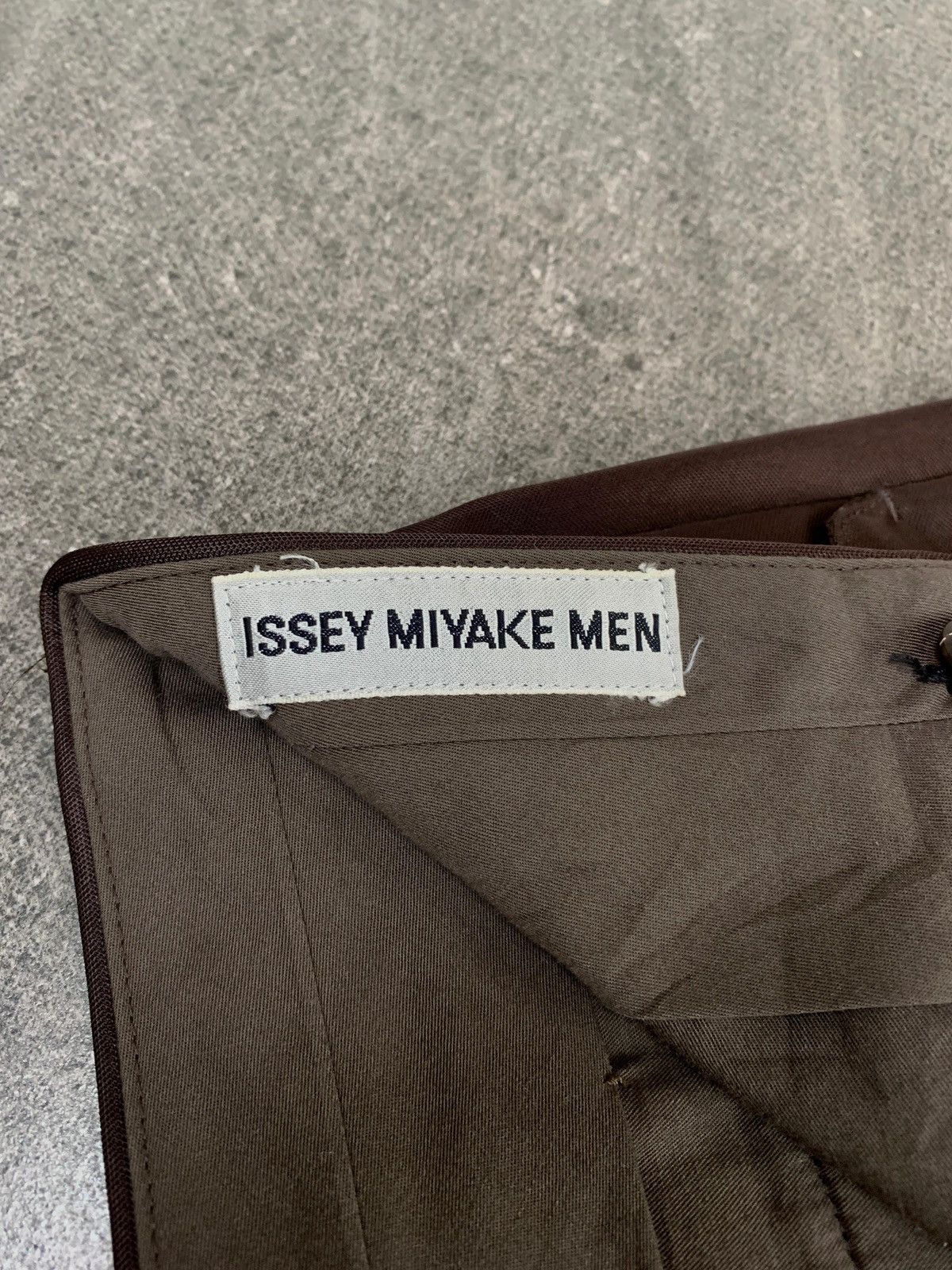 Issey Miyake FREE TAX ! Shiny Tapered Trousers Size US 33 - 8 Thumbnail