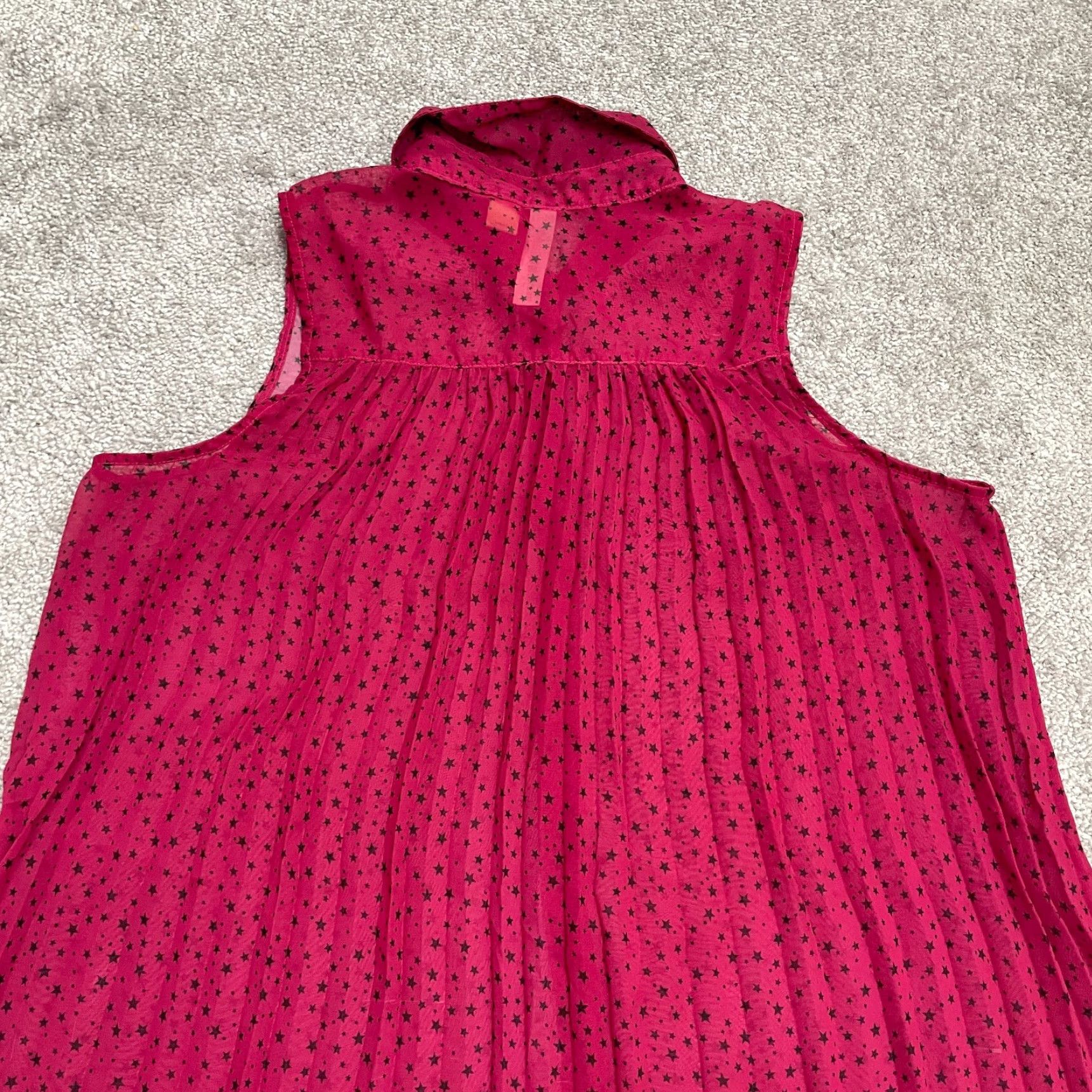 Pinko Eyeshadow Shirt Womens Large Pink Stars Button Down Pleated Sheer Hi-Lo Casual Sleeveless, Regular Fit, Color Pink, Polyester, Button, Chiffon, Lazy? Size L / US 10 / IT 46 - 4 Thumbnail