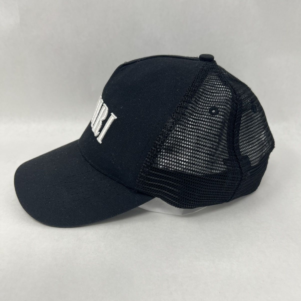 Amiri Amiri Logo Trucker Hat Black White Size ONE SIZE - 2 Thumbnail