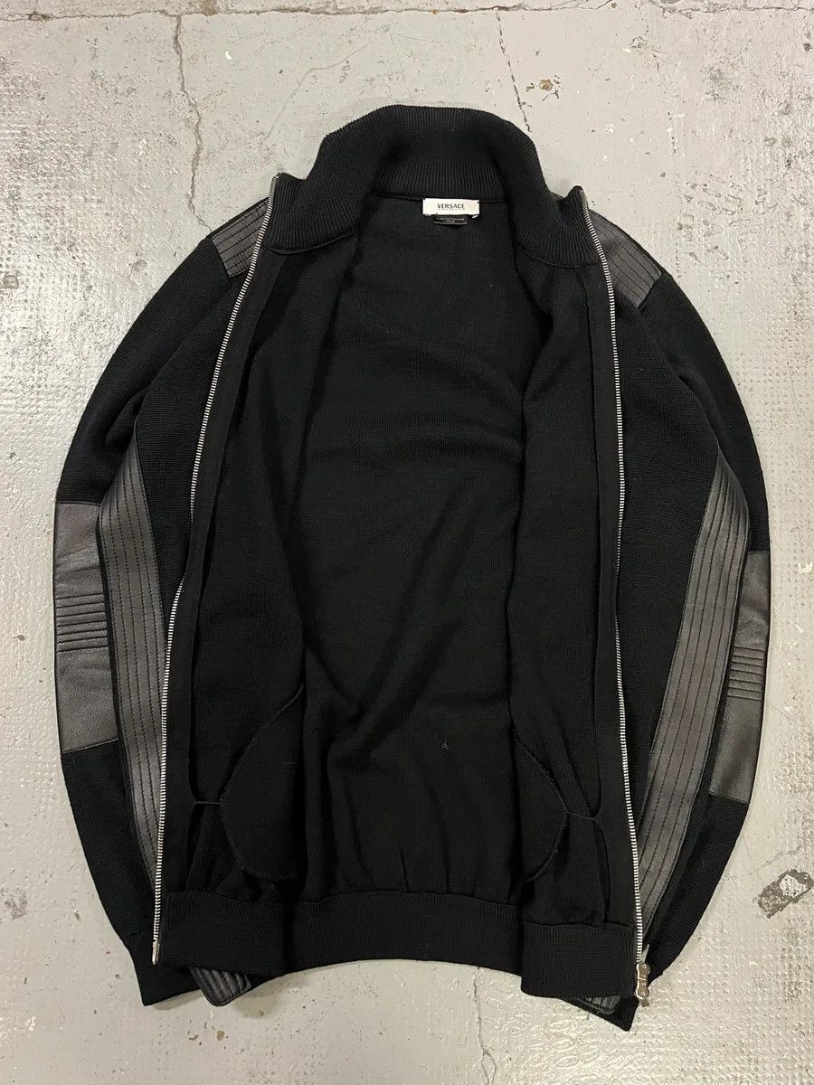 Versace 2000s Versace Black Wool & Leather Hybrid Jacket Size US M / EU 48-50 / 2 - 8 Thumbnail