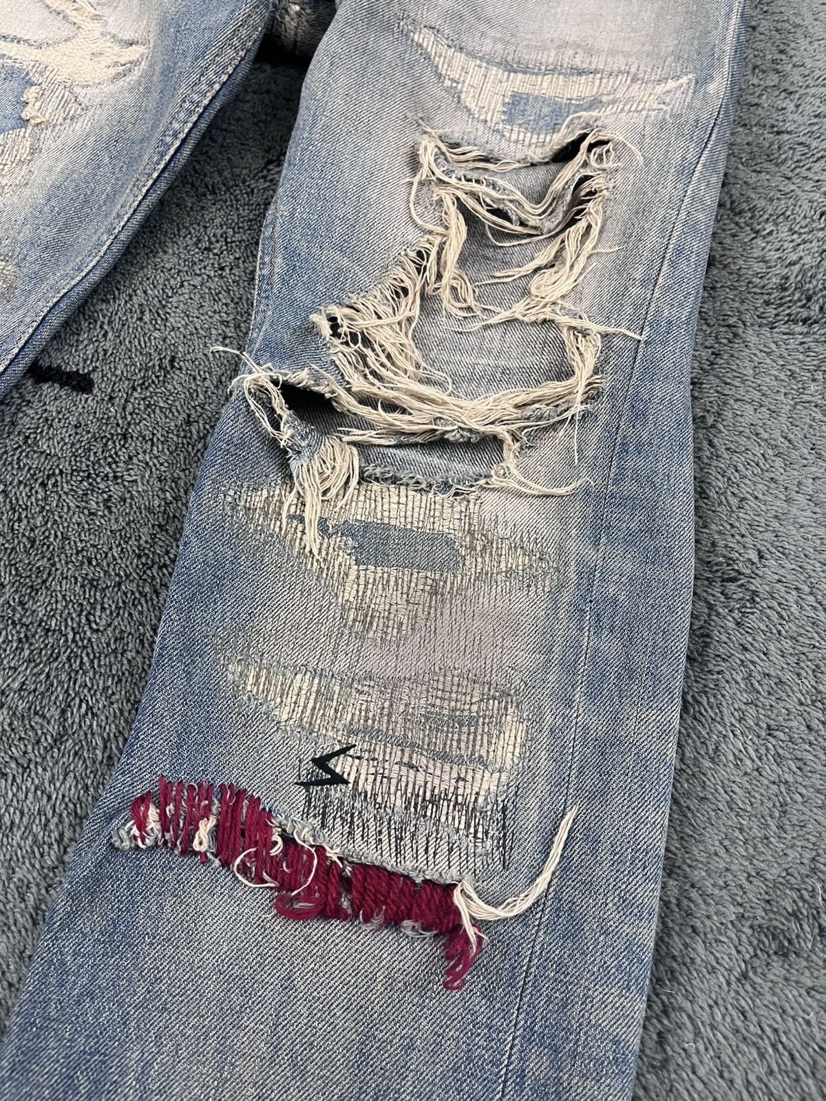Undercover Undercover AW04 Red Yarn Denim Size US 31 - 2 Thumbnail