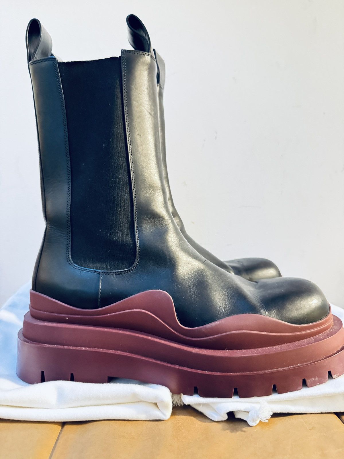 Bottega Veneta BLACK TIRE CHELSEA BOOTS Size US 13 / EU 46 - 3 Thumbnail