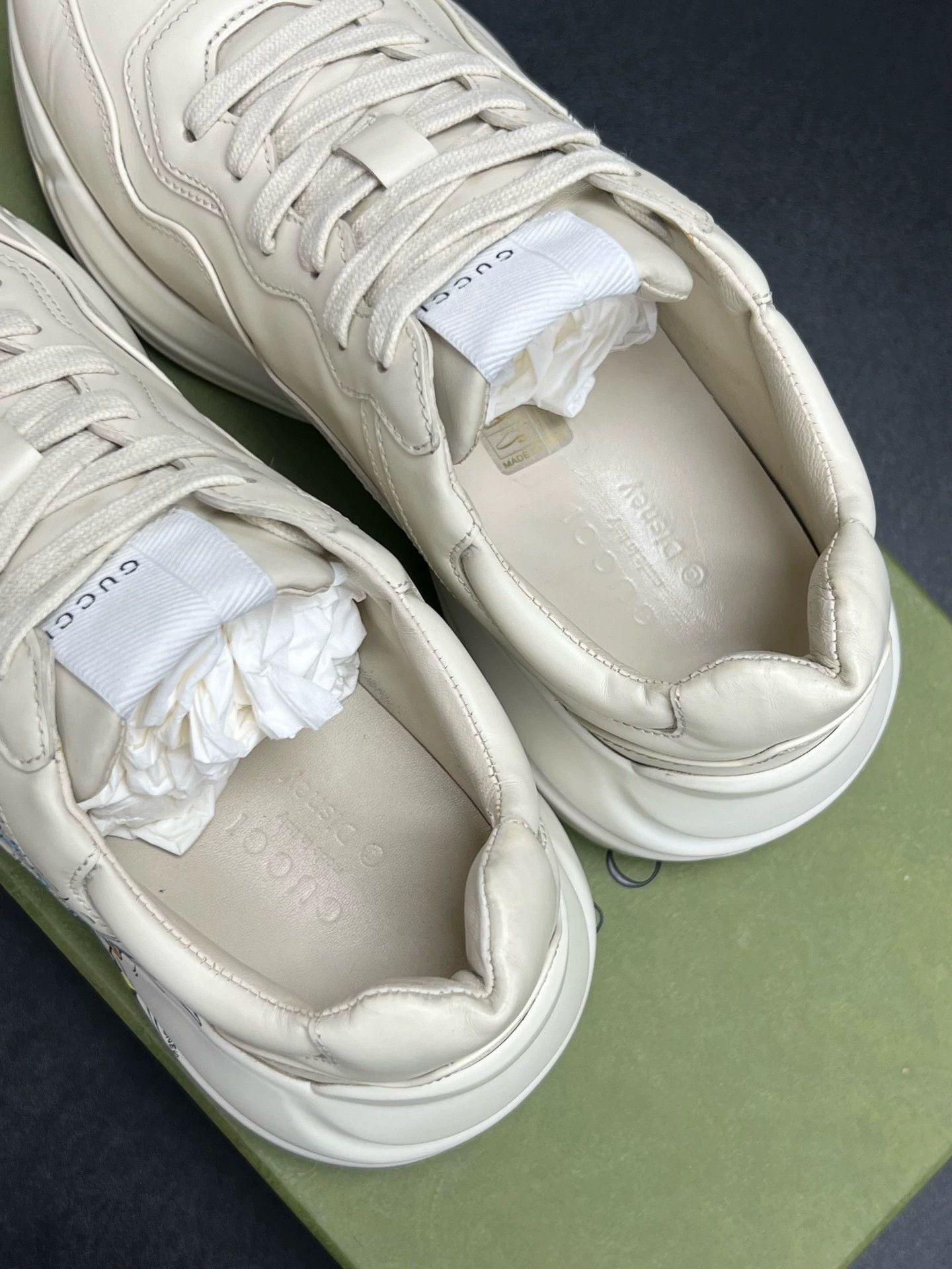 Gucci gucci disney rhyton donald duck sneakers Size US 7.5 / EU 40-41 - 4 Thumbnail