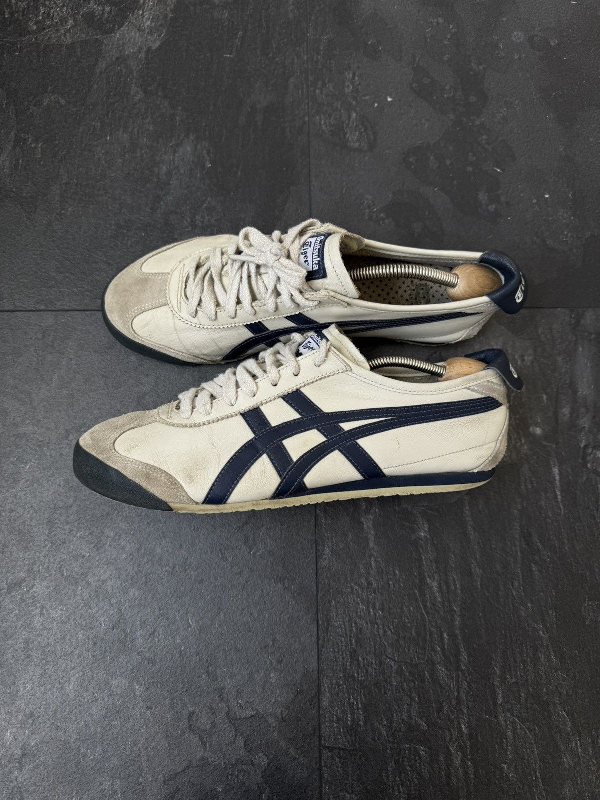 Asics × Vintage Vintage rare low top asics onitsuka tiger kill bill 90s Size US 9 / EU 42 - 7 Thumbnail