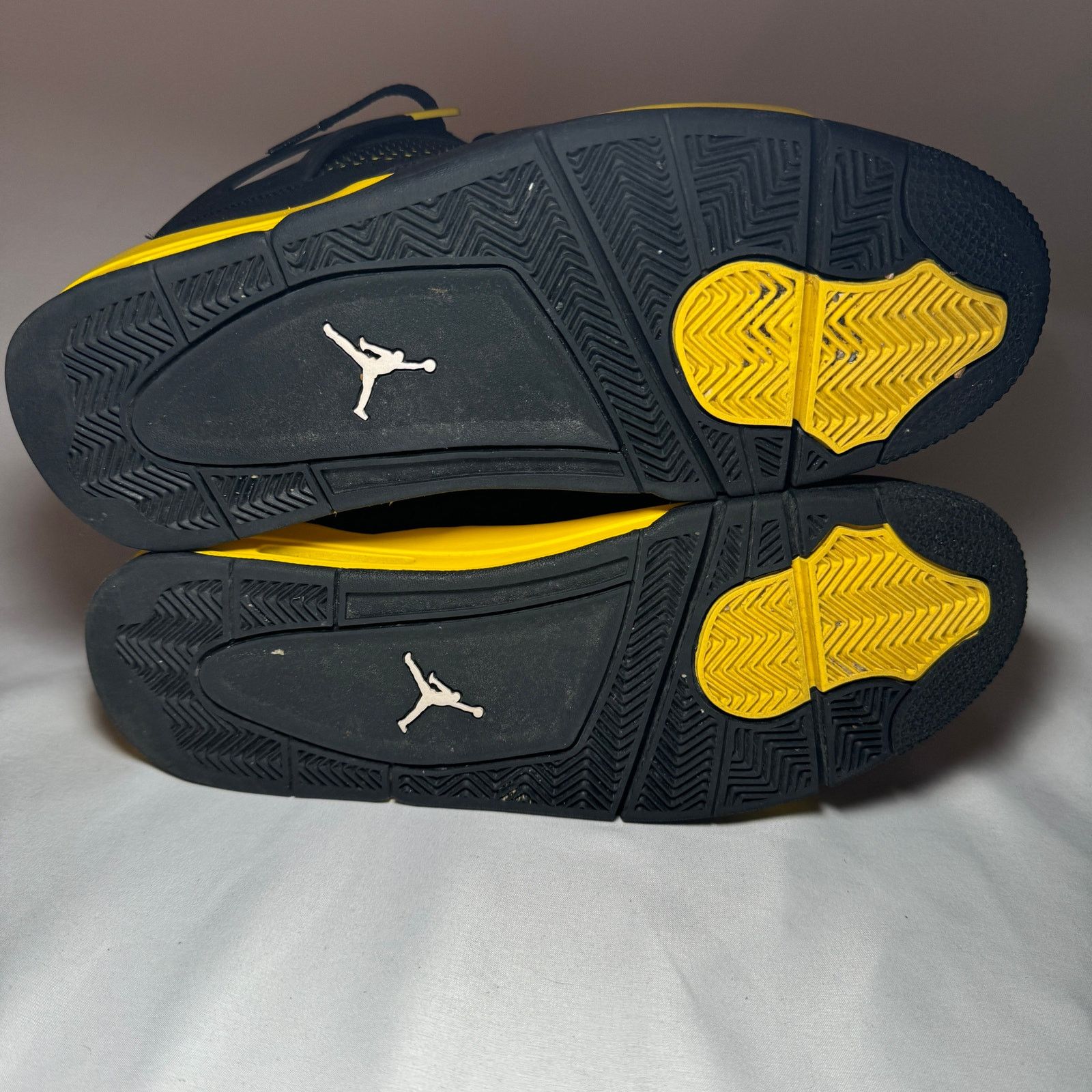 Jordan Brand × Nike Size 12 - Nike Air Jordan 4 Retro Thunder 2023 Men's Shoes Size US 12 / EU 45 - 7 Thumbnail
