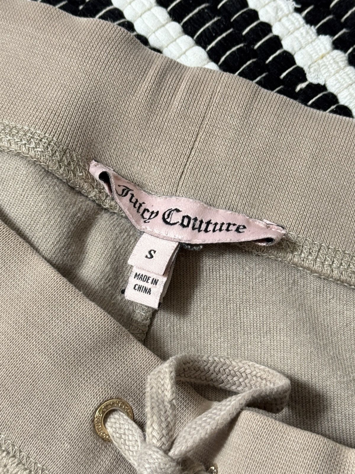 Juicy Couture VINTAGE VELOUR JUICY COUTURE 2000s PANTS Size 30" / US 8 / IT 44 - 6 Thumbnail
