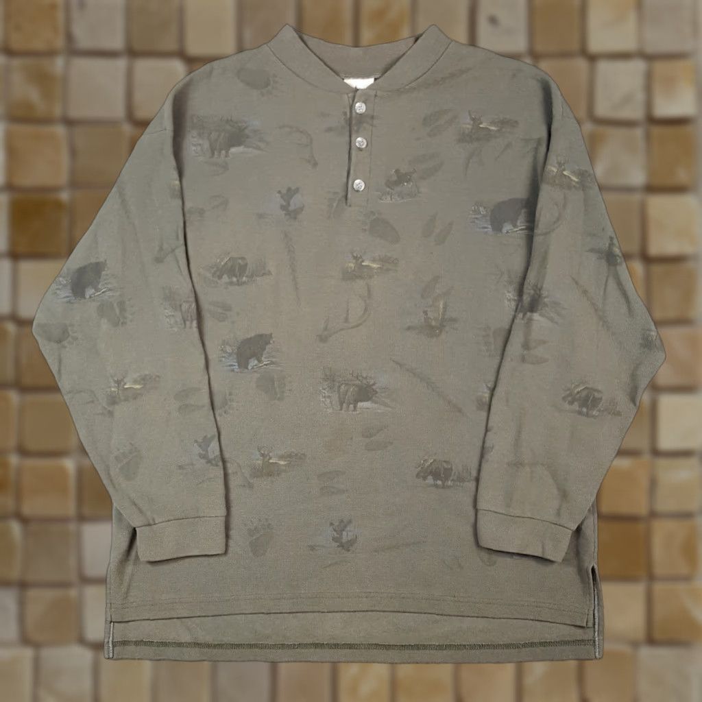 Vintage VINTAGE Sunschein Designs Hunting AOP Knit Thermal Henley T-Shirt Mens 2XL Green Bear Moose 90s T Shirt Size US XXL / EU 58 / 5 - 1 Thumbnail