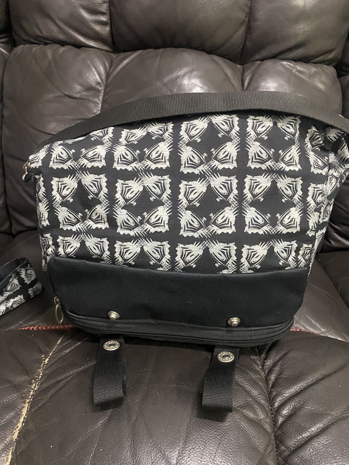 Oakley Authentic Oakley Box Pouch Bag Size ONE SIZE - 4 Thumbnail
