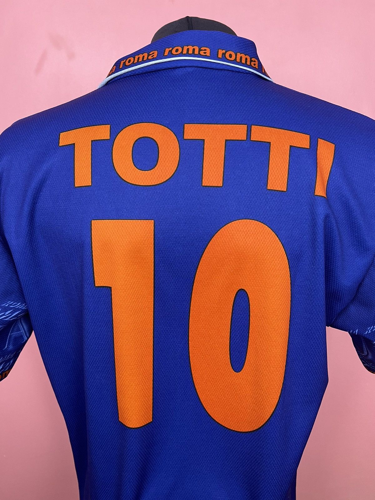 Vintage Roma totti soccer jersey vintage 10 football Size US XL / EU 56 / 4 - 10 Thumbnail