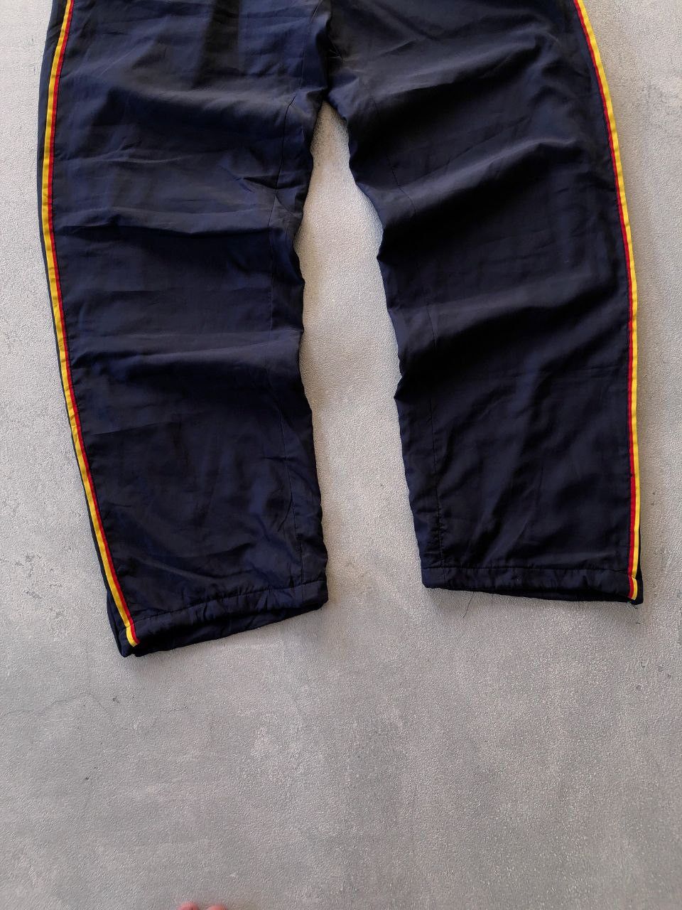 Nike Vintage Nike y2k Small Logo Trackpants Stripe Black Size US 30 / EU 46 - 2 Thumbnail