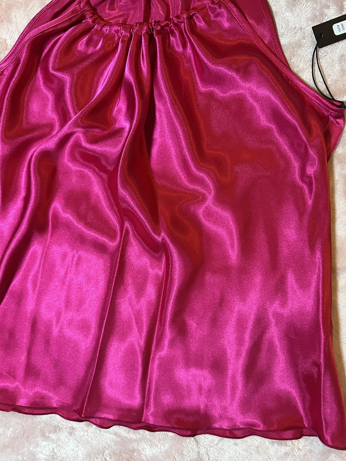 Nicole Miller NWT Nicole Miller New York Pink Soft Satin Tank Top Size S Size S / US 4 / IT 40 - 3 Thumbnail
