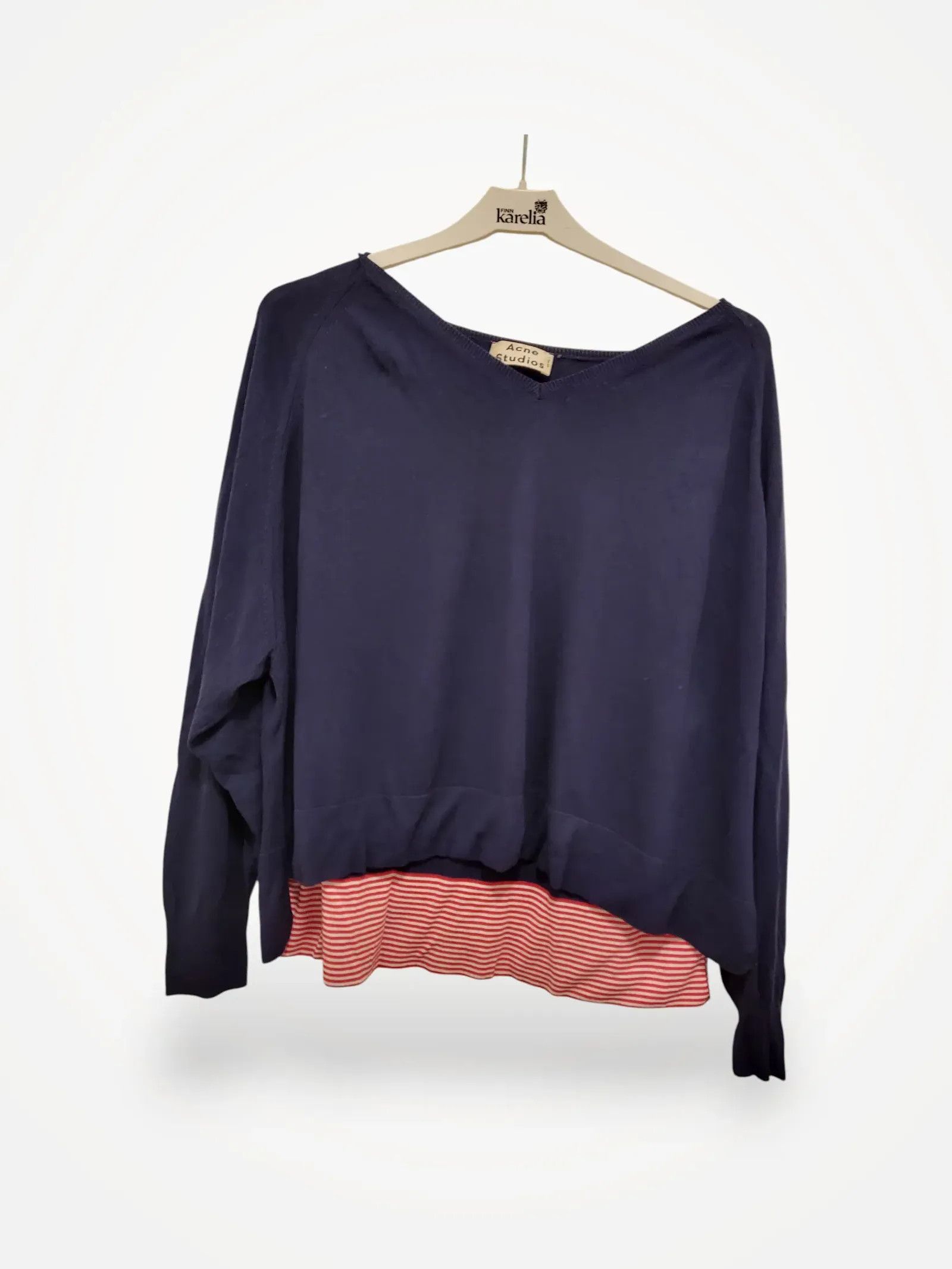 Acne Studios Acne Studios Once v-neck rayon Sweater Size S / US 4 / IT 40 - 1 Thumbnail