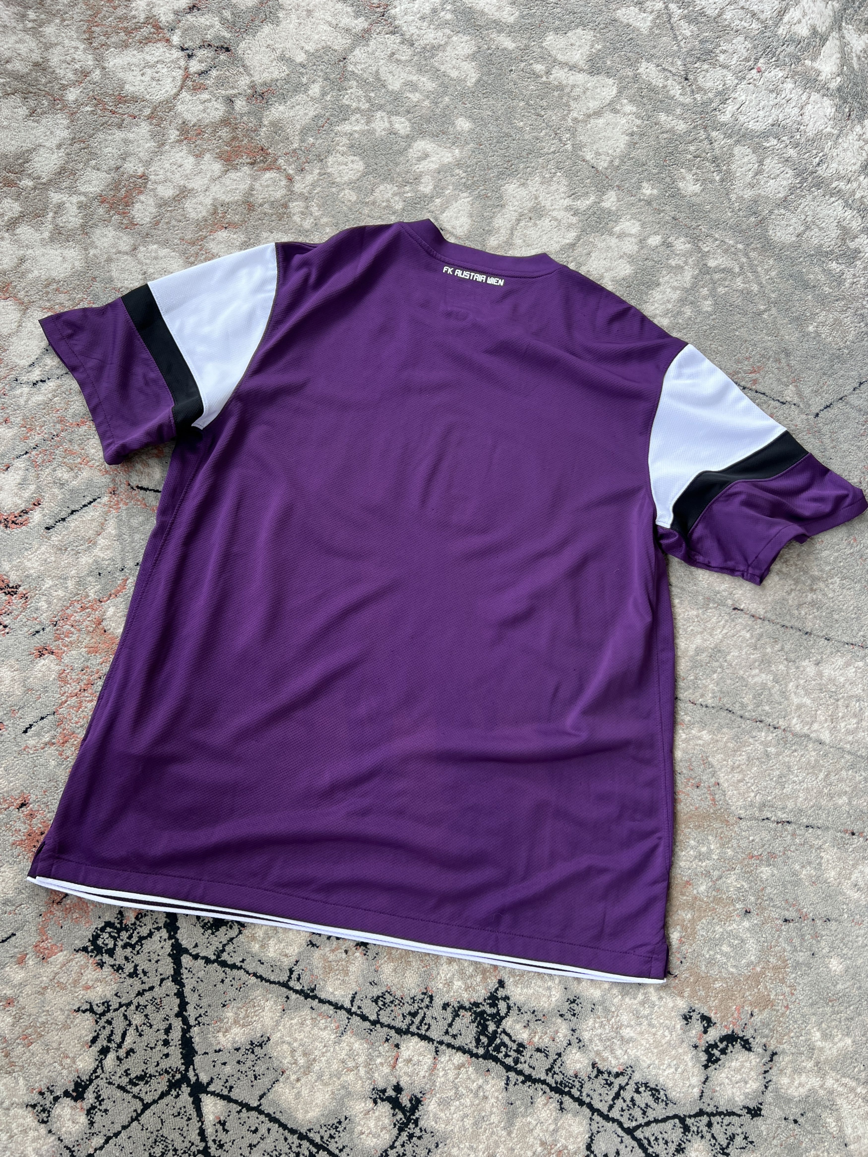 Nike NIKE SIGNATURE FK AUSTRIA WIEN 2010/2011 SOCCER JERSEY Size US XL / EU 56 / 4 - 7 Thumbnail