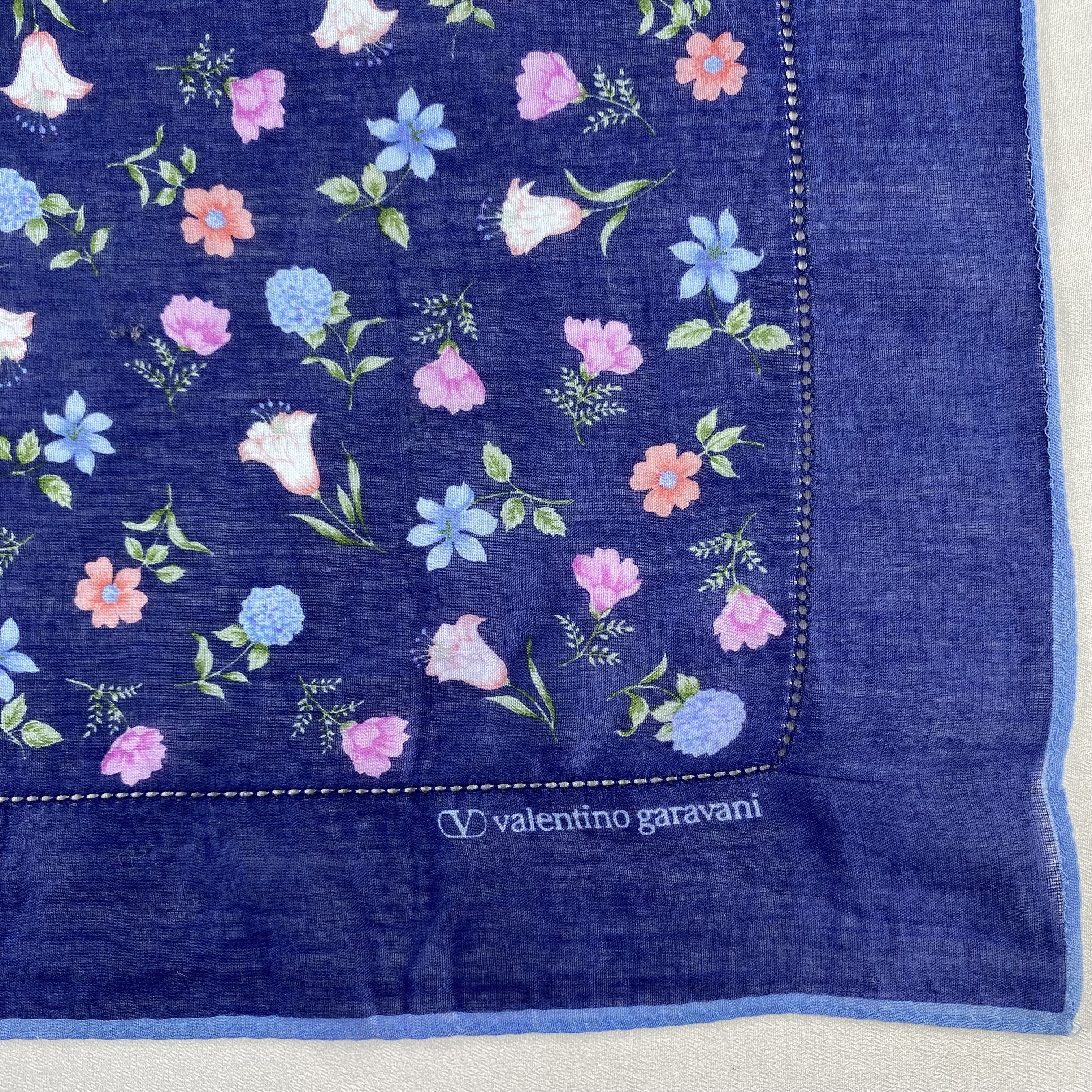 Valentino × Vintage Valentino Garavani Bandana/ Handkerchief / Neckerchief-P869 Size ONE SIZE - 3 Thumbnail