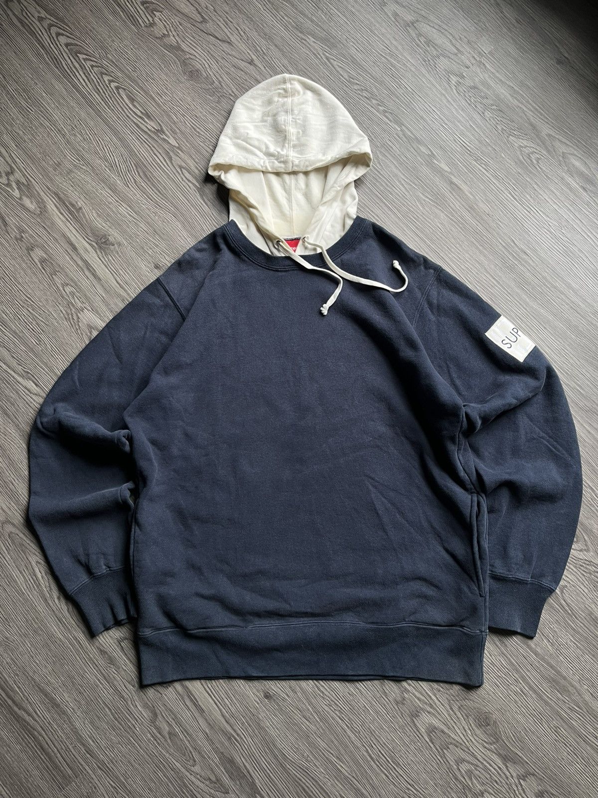 Supreme ❤️‍🔥Last drop❤️‍🔥Supreme 1994 Logo Arm Patch Two Tone Hoodie Size US L / EU 52-54 / 3 - 1 Thumbnail