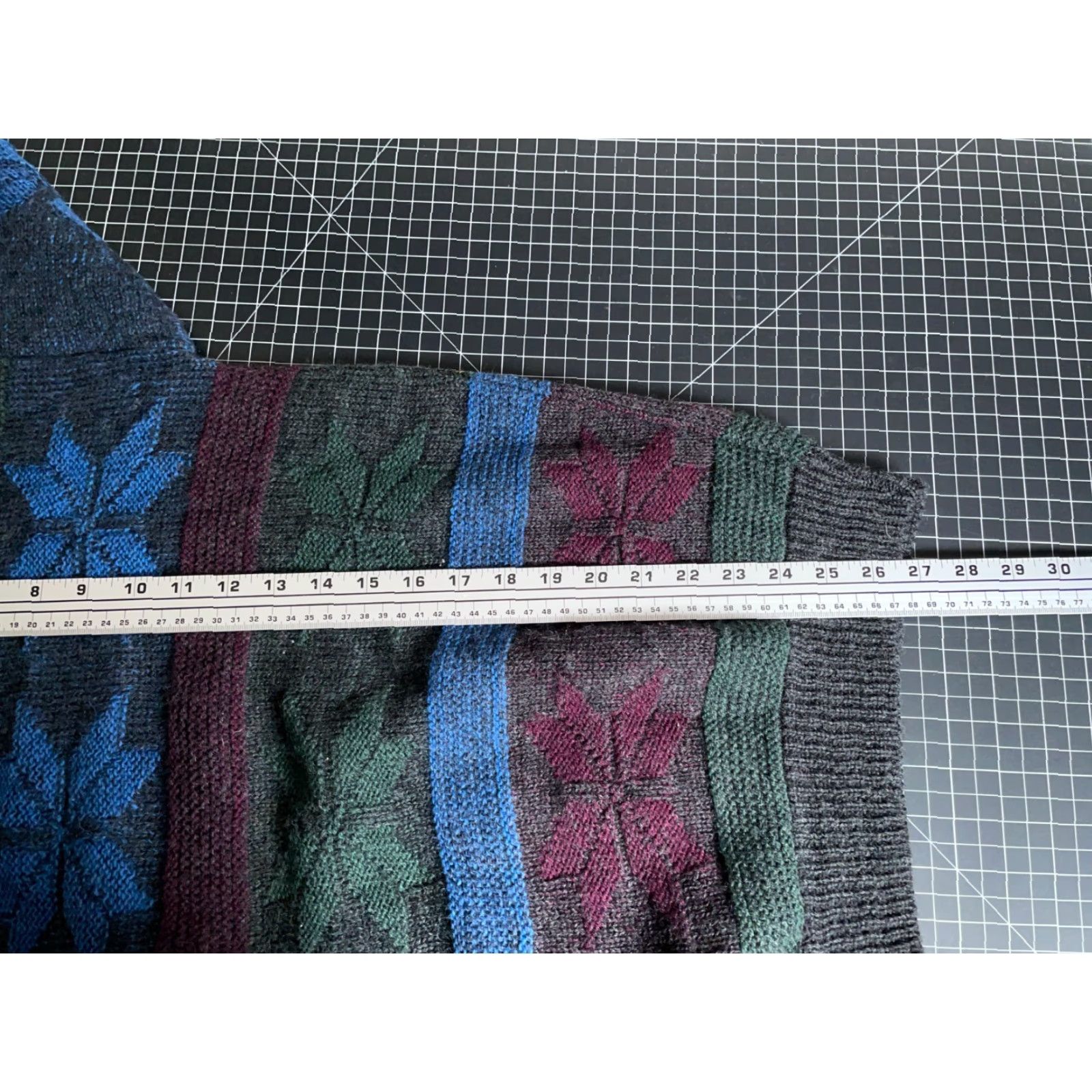 Vintage VINTAGE ALPS Sweater Men XL Green Snowflake Geometric Knit Wool 80s Retro Mens Size US XL / EU 56 / 4 - 6 Thumbnail
