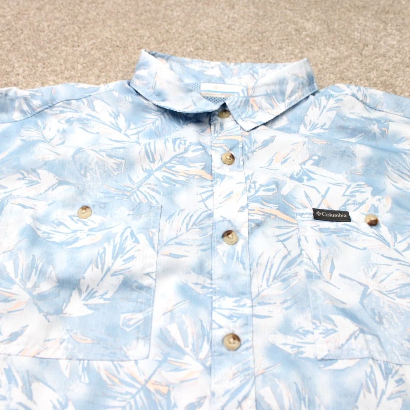 Vintage Columbia Shirt Mens XL Blue Floral Utilizer Printed Woven Short Sleeve Button Up Size US XL / EU 56 / 4 - 5 Thumbnail