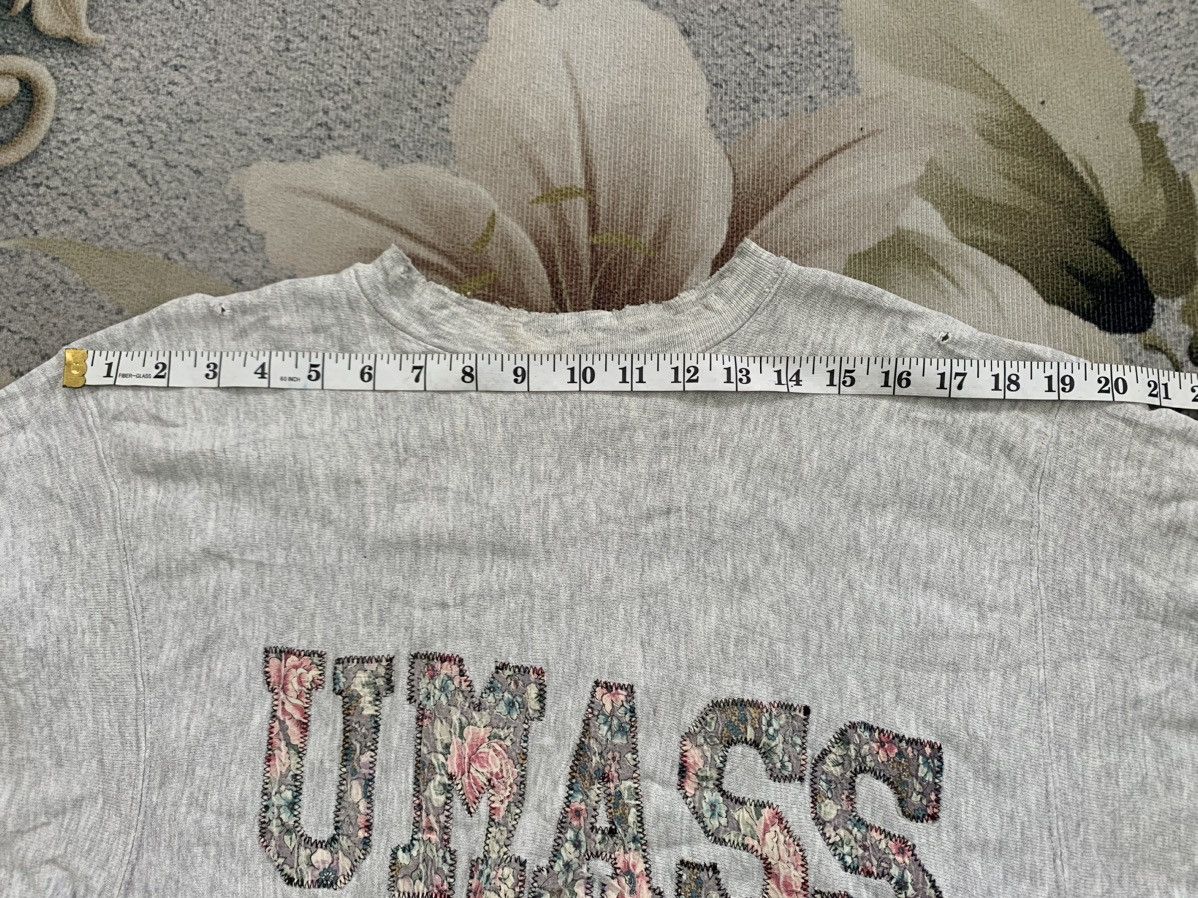 Champion × Vintage Vtg 90s Champion Reverse Weave UMASS Sweatshirt Size US XL / EU 56 / 4 - 13 Thumbnail