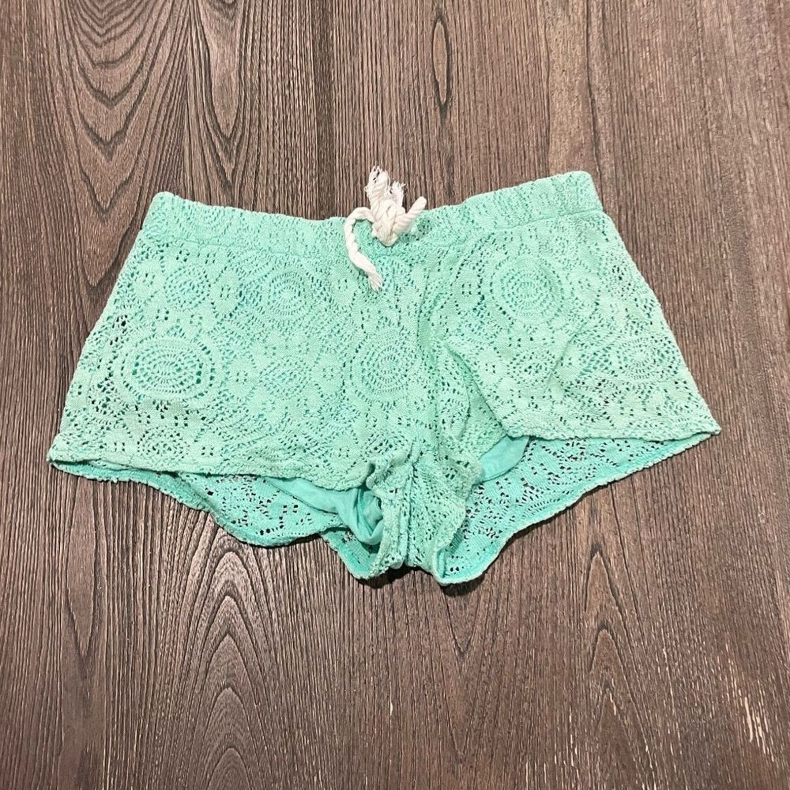 Vintage Aerie Robins Egg Blue Crochet Lace Shorts Size S Size 27" / US 4 / IT 40 - 1 Thumbnail