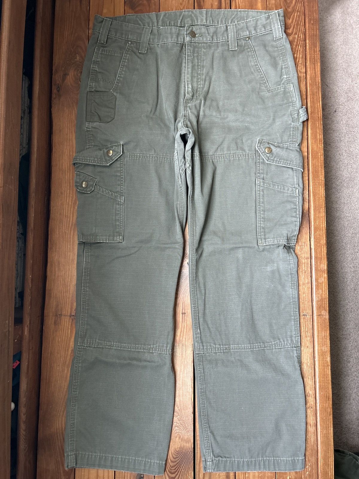 Carhartt × Vintage Vintage Carhartt Green Tactical Cargo Pants Size US 36 / EU 52 - 1 Thumbnail
